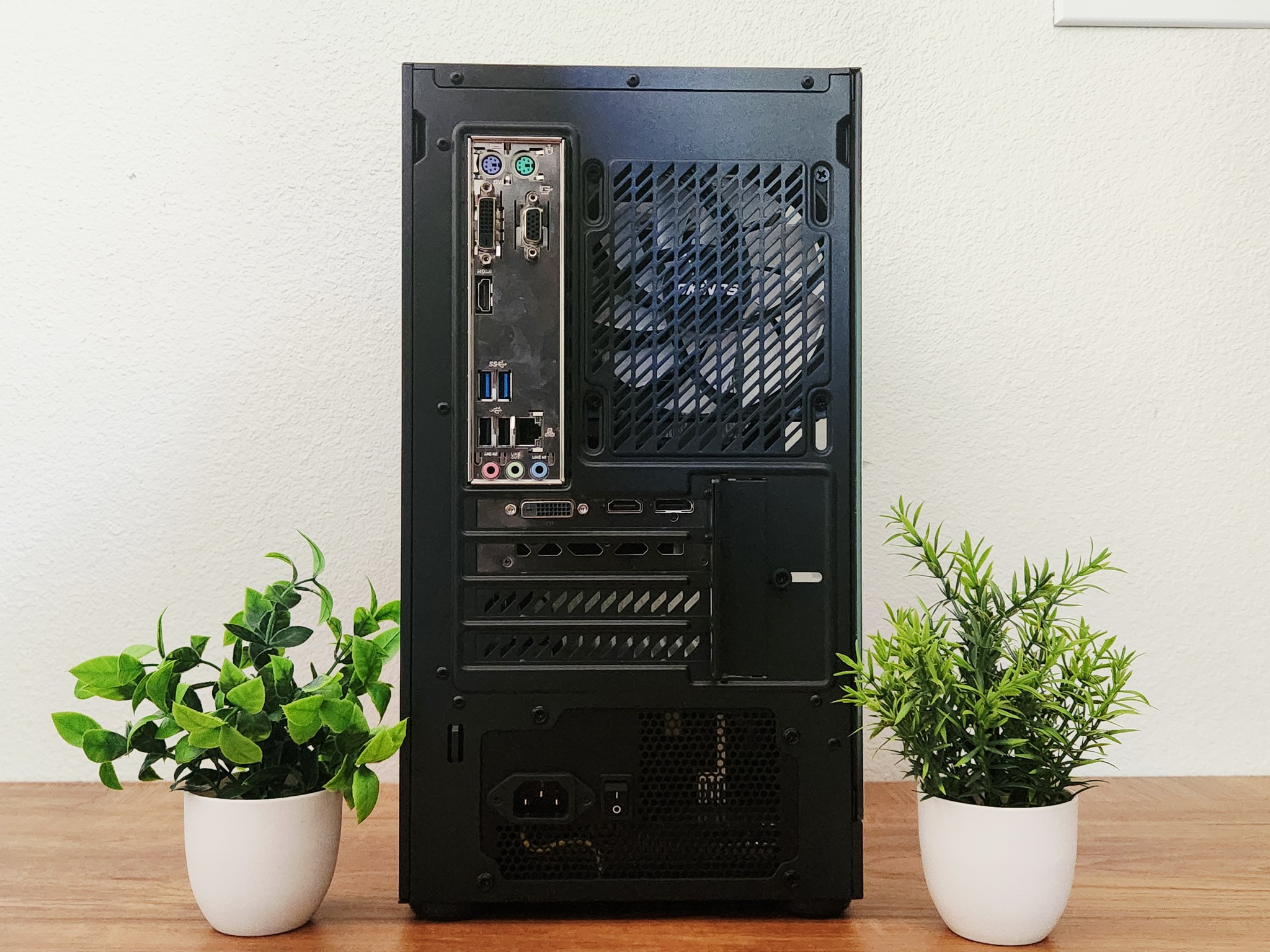 GTX 1660 | i5 - 10400 | 16GB DDR4 | 500GB NVMe / SSD | WINDOWS 11