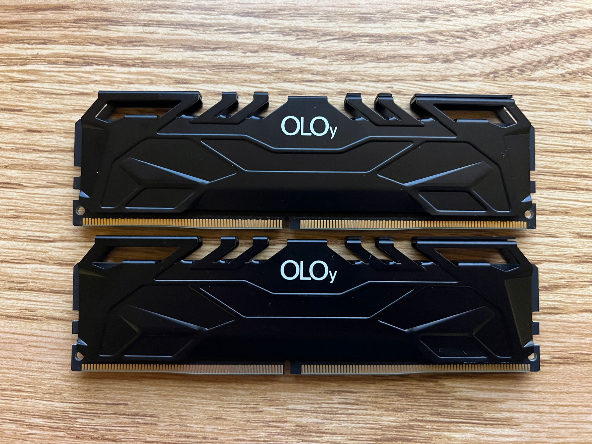 16GB (2x8GB) DDR4-3000MHz CL16 OLOY RAM Memory
