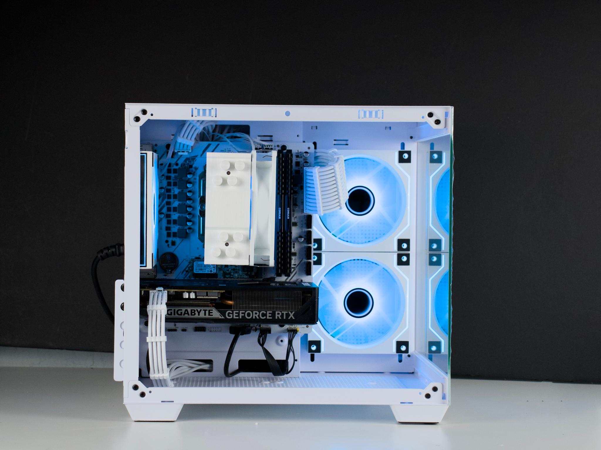 🧊❄️🧊 White Gaming PC – RTX 5060, Ryzen 5 5600X, 32GB RAM, 960GB SSD - WiFi, BlueTooth 🧊❄️🧊