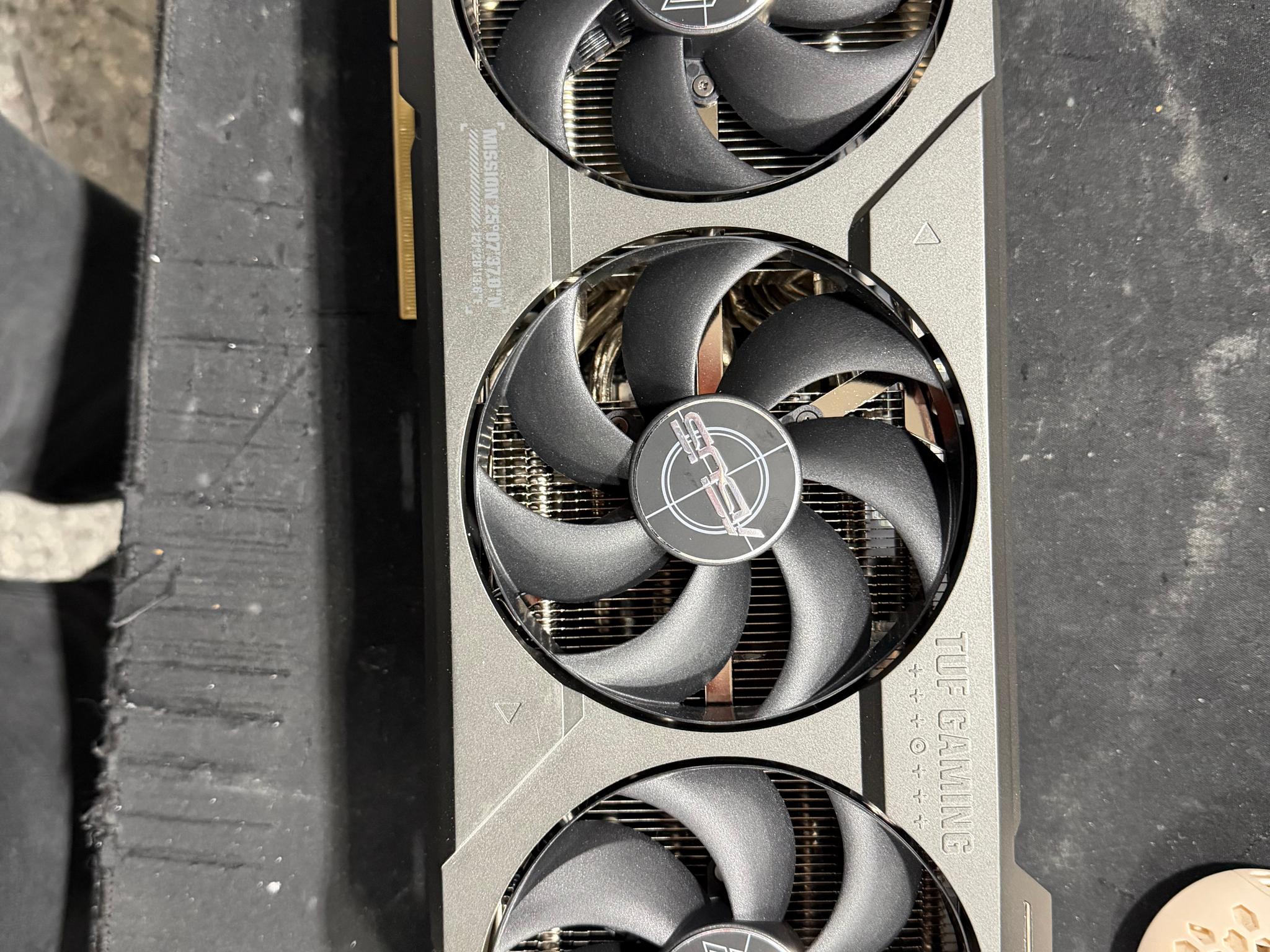 Asus TUF GAMING GeForce RTX 4080