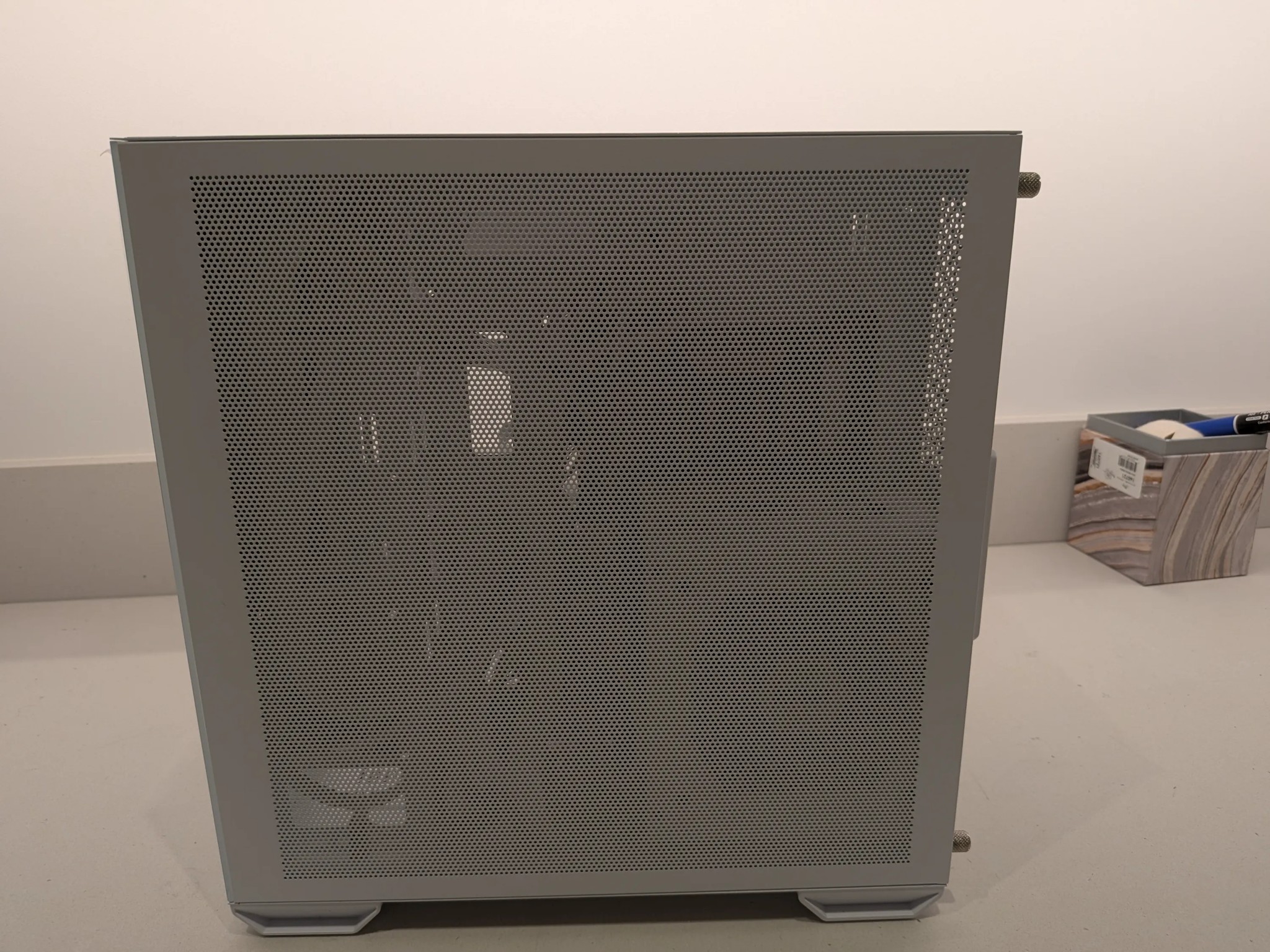 Saja Boys Ice - RTX 5070, Intel Core Ultra 7 265K, 32 GB DDR5, 2 TB Gen 4 NVME, RGB, Liquid Cooled