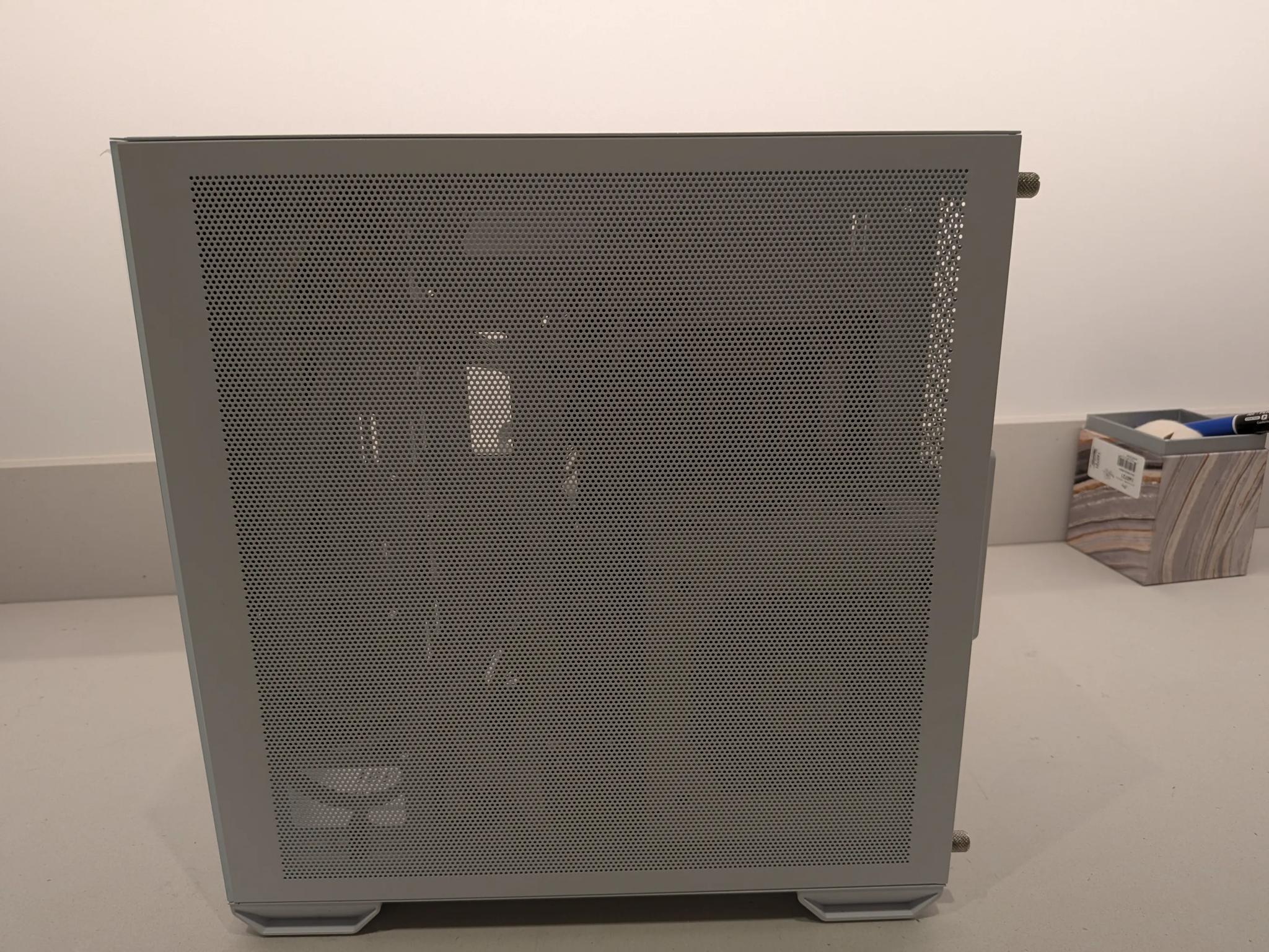 Saja Boys Ice - RTX 5070, Intel Core Ultra 7 265K, 32 GB DDR5, 2 TB Gen 4 NVME, RGB, Liquid Cooled