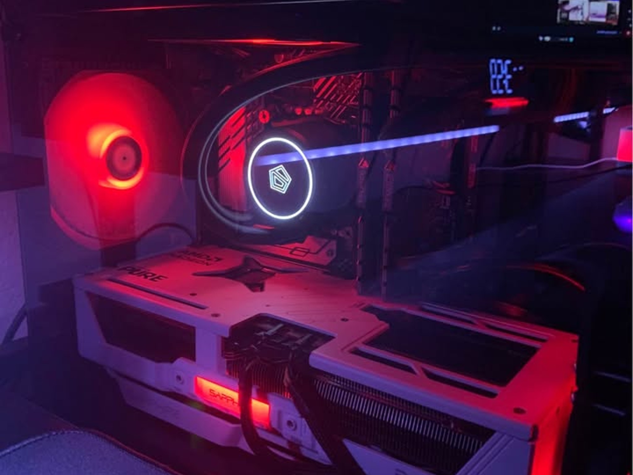 AMD Radeon RX 9070 Sapphire PURE OC 16GB