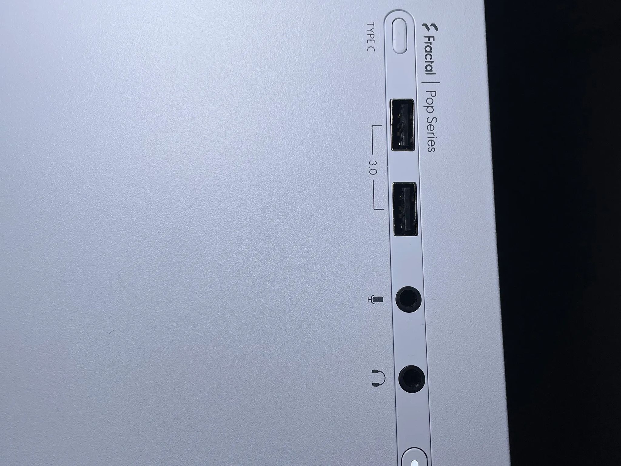 PC | RX 7800 XT  | AMD RYZEN 5 7600 | 32GB DDR5 RAM | 1TB NVME SSD | 750W Power Supply