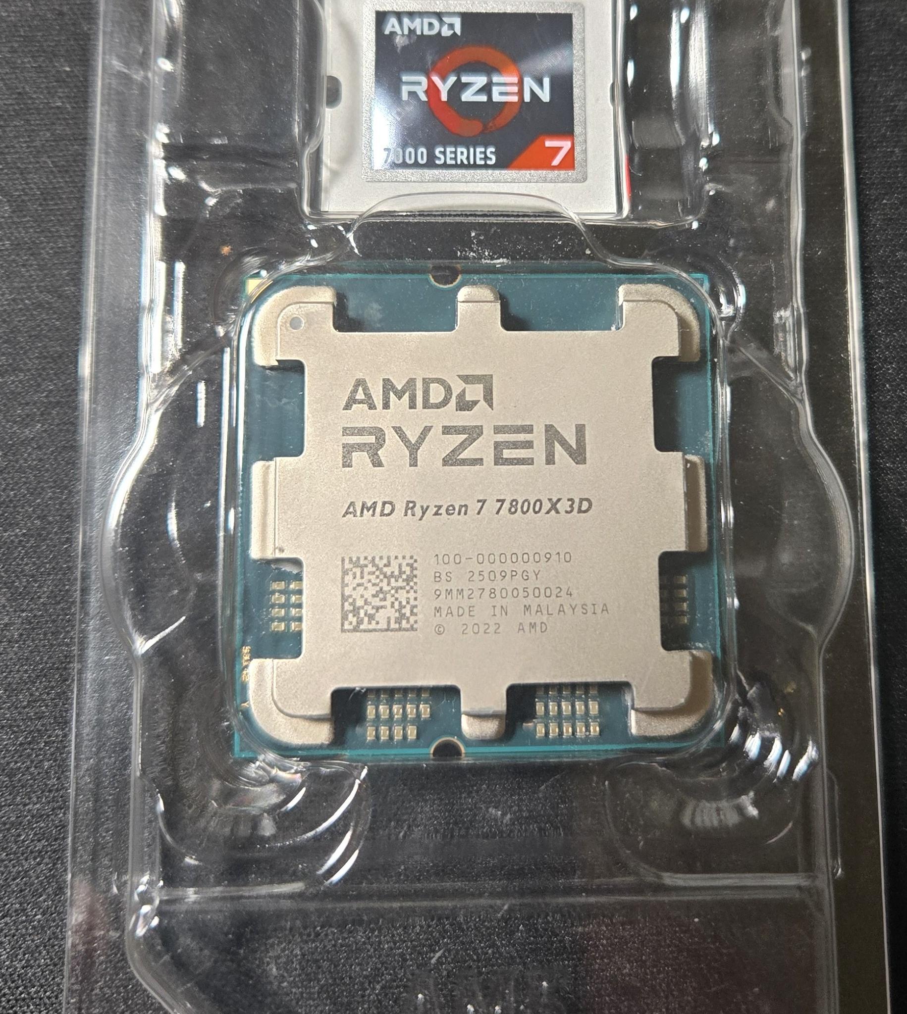 AMD Ryzen 7 7800X3D *Excellent Condition*