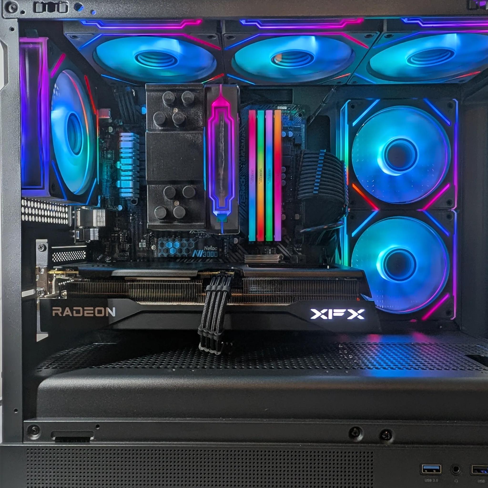 RX 9060 XT 16 GB | Ryzen 9 | 32 GB RAM | 1 TB NVMe | 650w PSU | Windows 11