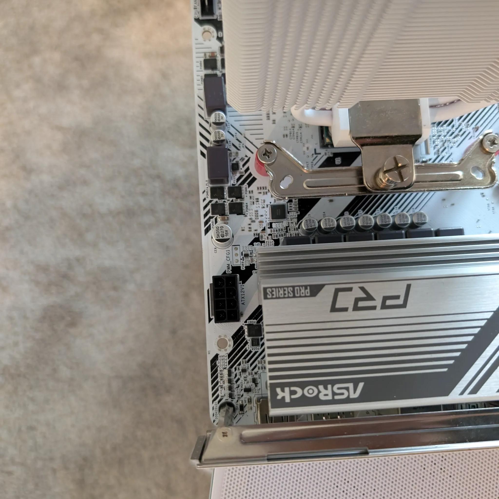 ASRock B550 Pro4 SE with Ryzen 5 5600g, 32gb DDR4 3200 ram, thermalright RGB cooler and 1tb GEN3 SSD