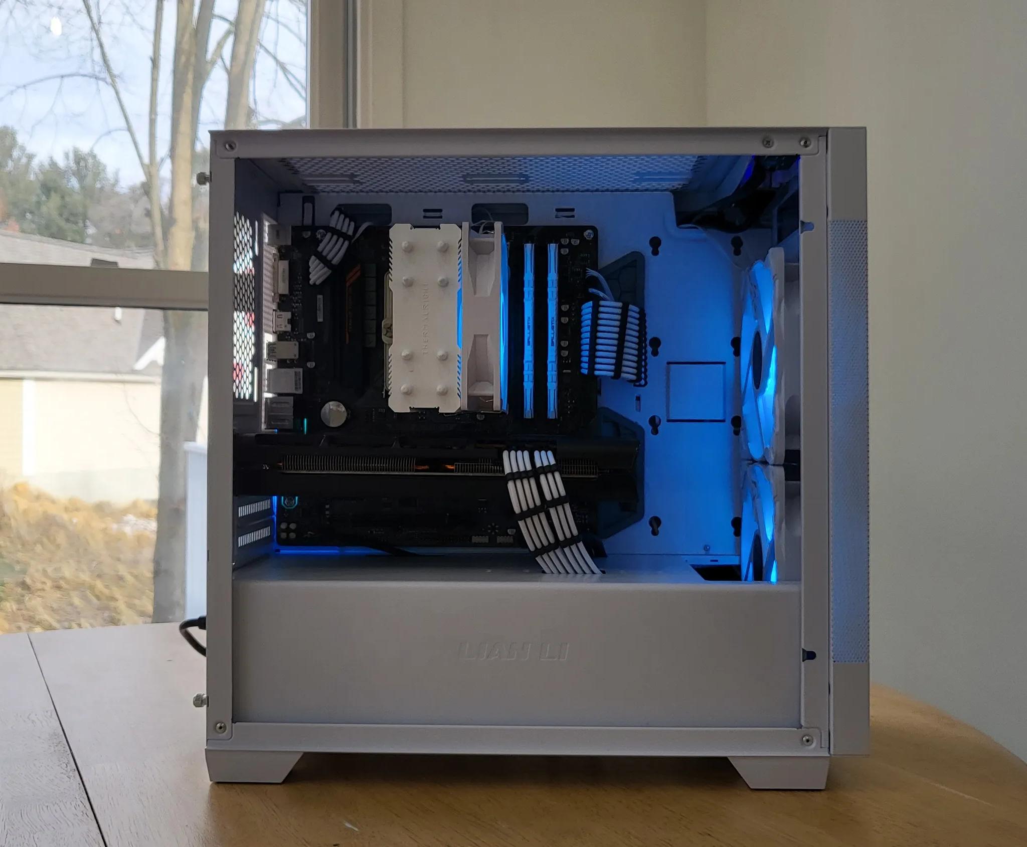 "Frosty" 1440p Gaming/Streaming PC