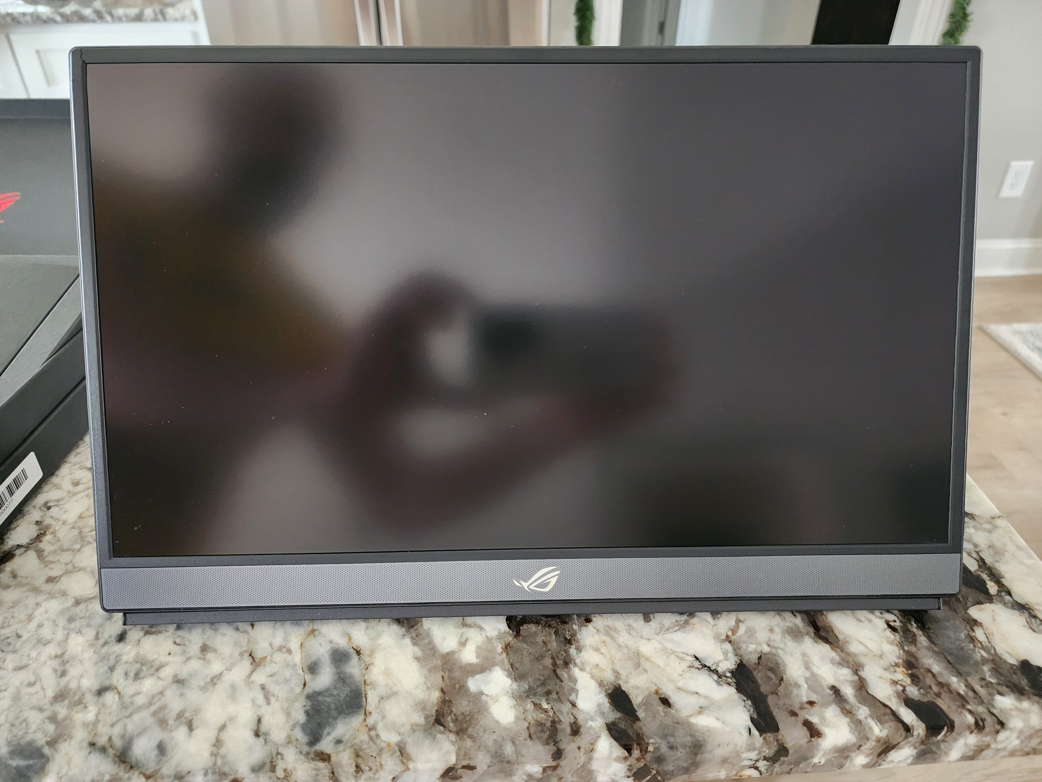 ASUS ROG STRIX XG17AHP