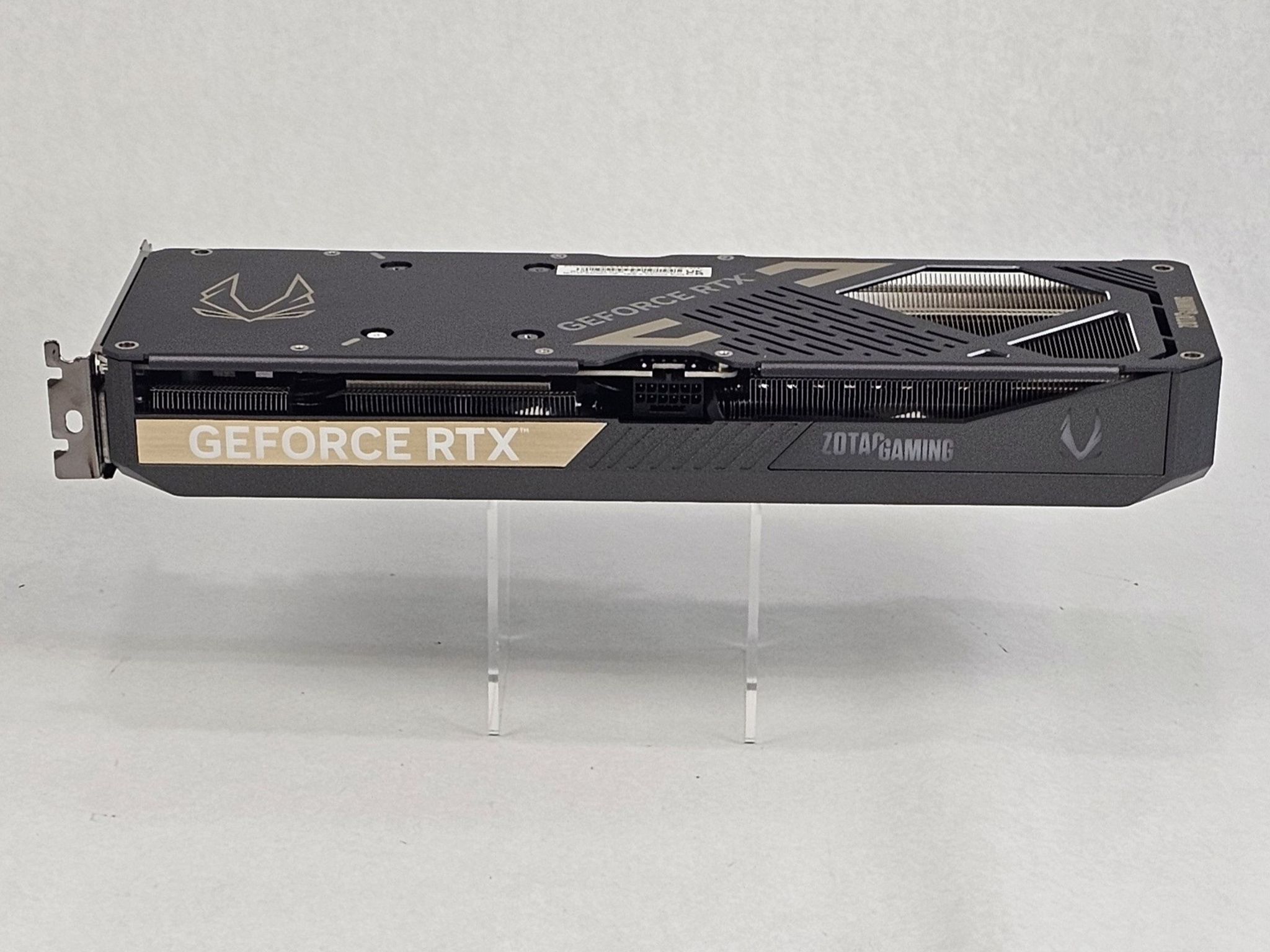 RTX 5070 Zotac Gaming Solid OC 12GB
