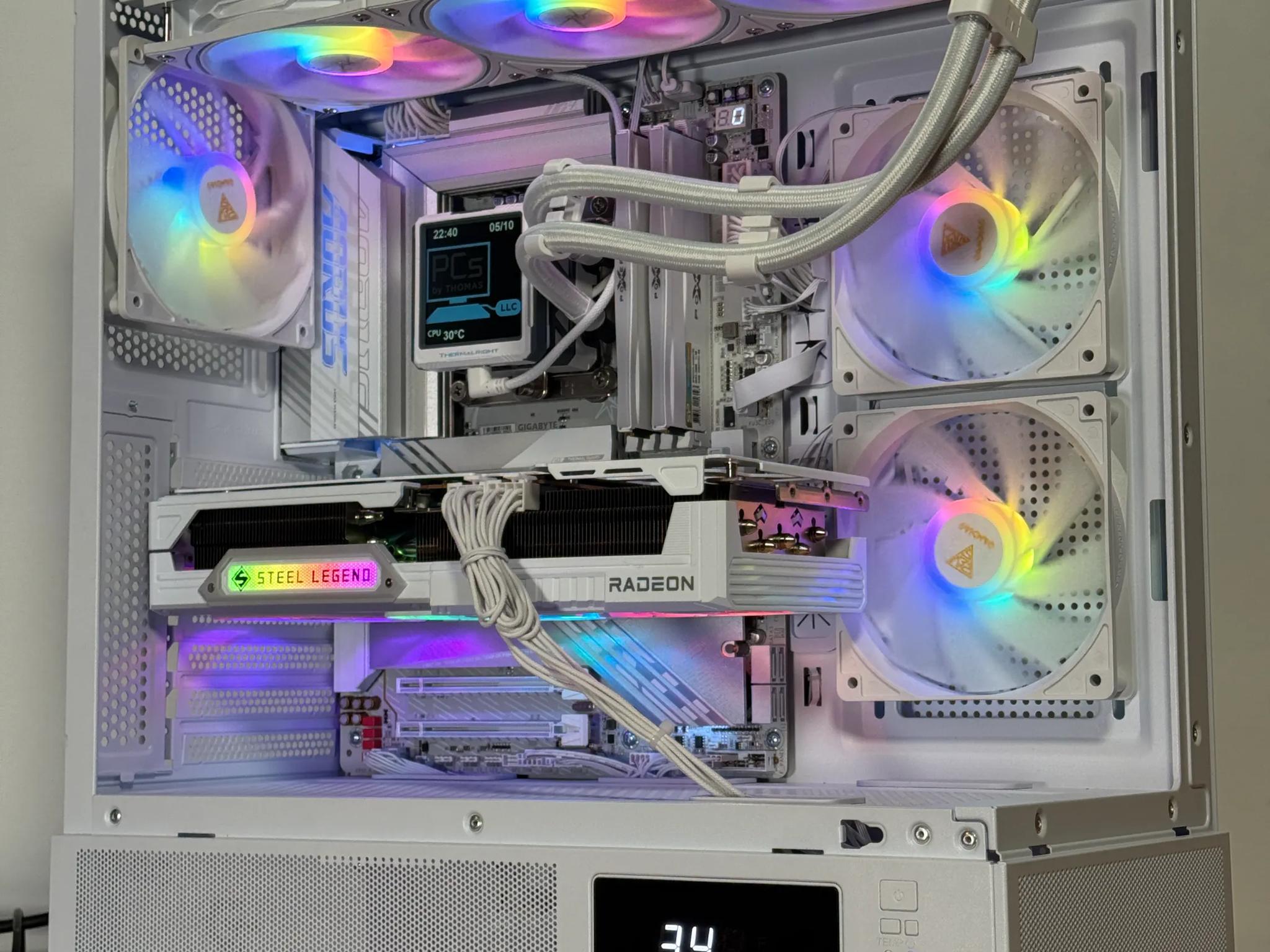 Intel Core Ultra 7 265k RX 9070XT Gaming PC