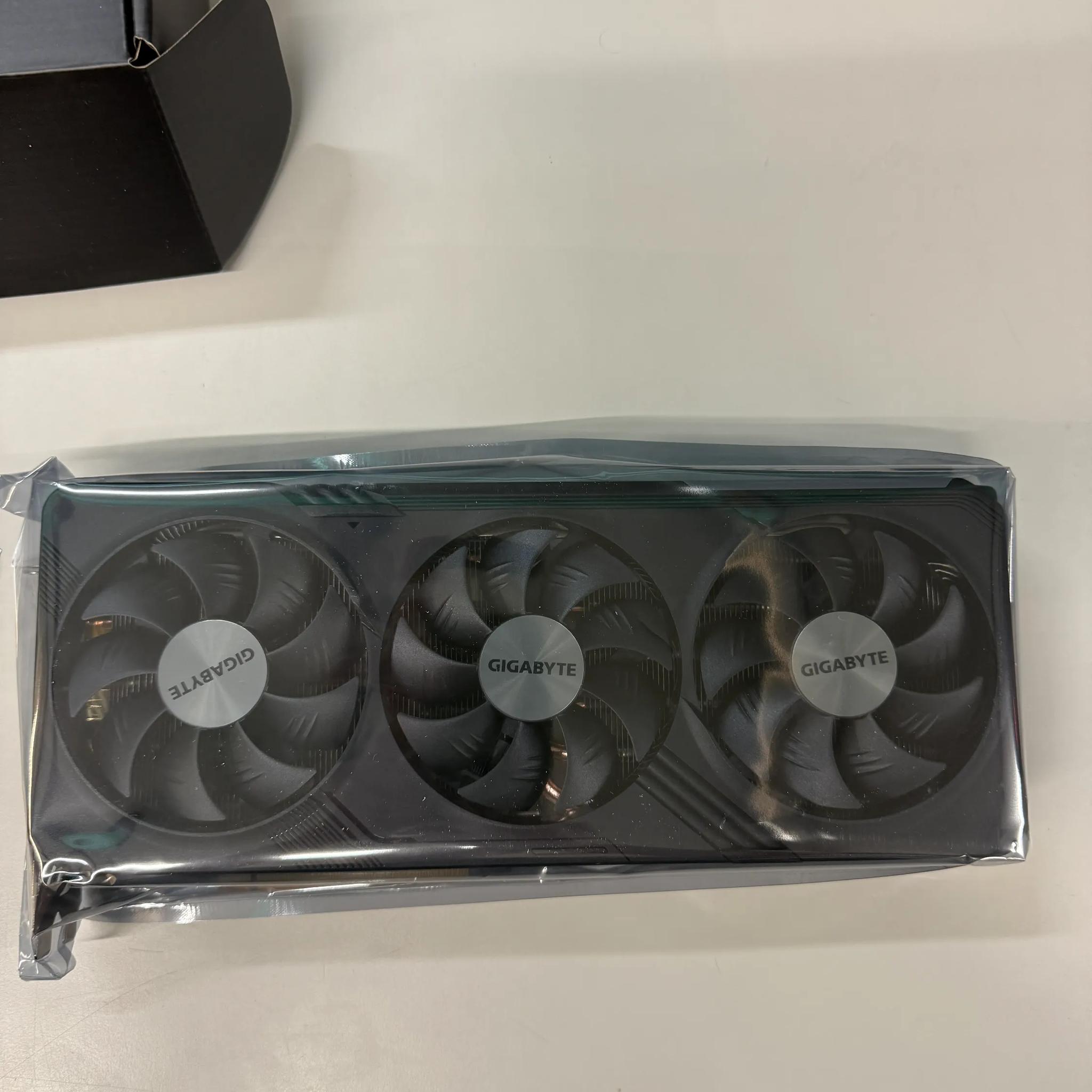Gigabyte RX 7700 XT Gaming OC 12GB Graphics Card