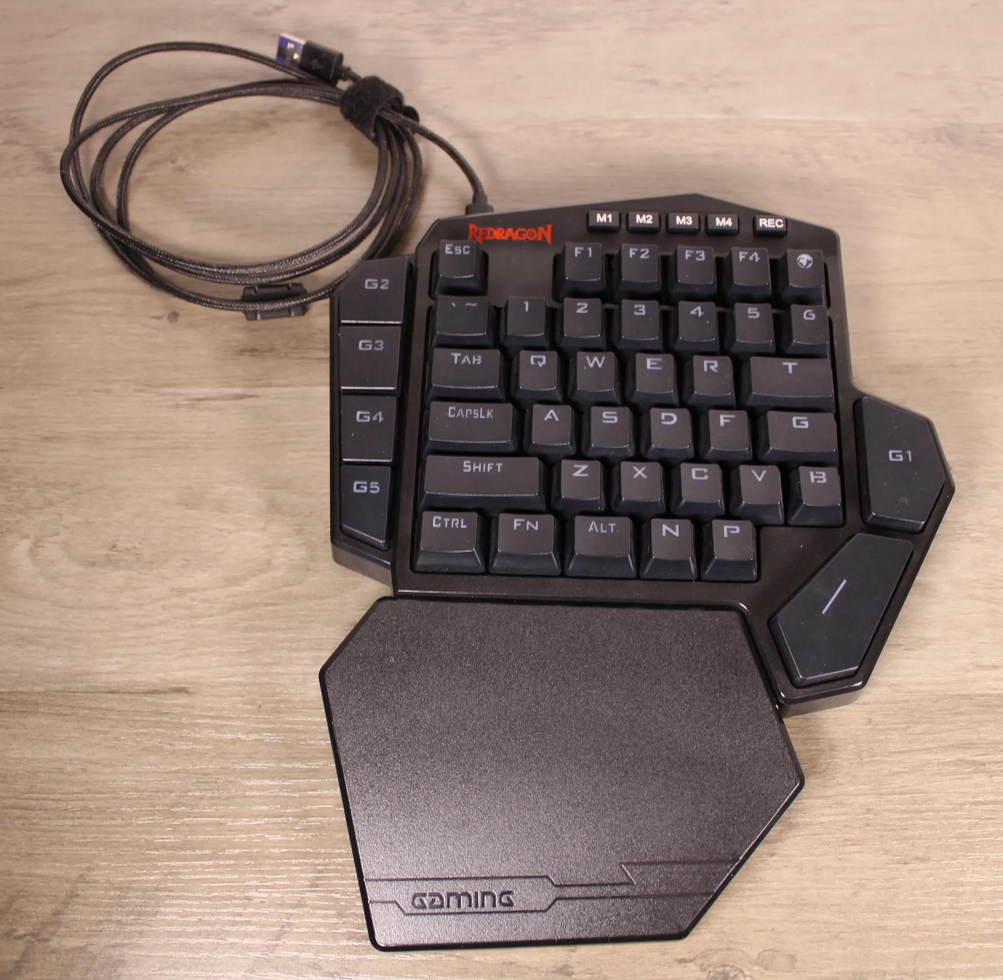 One-Handed Mechanical Keyboard | RGB | 7 Onboard Macro Keys | Wrist Rest | Redragon K585