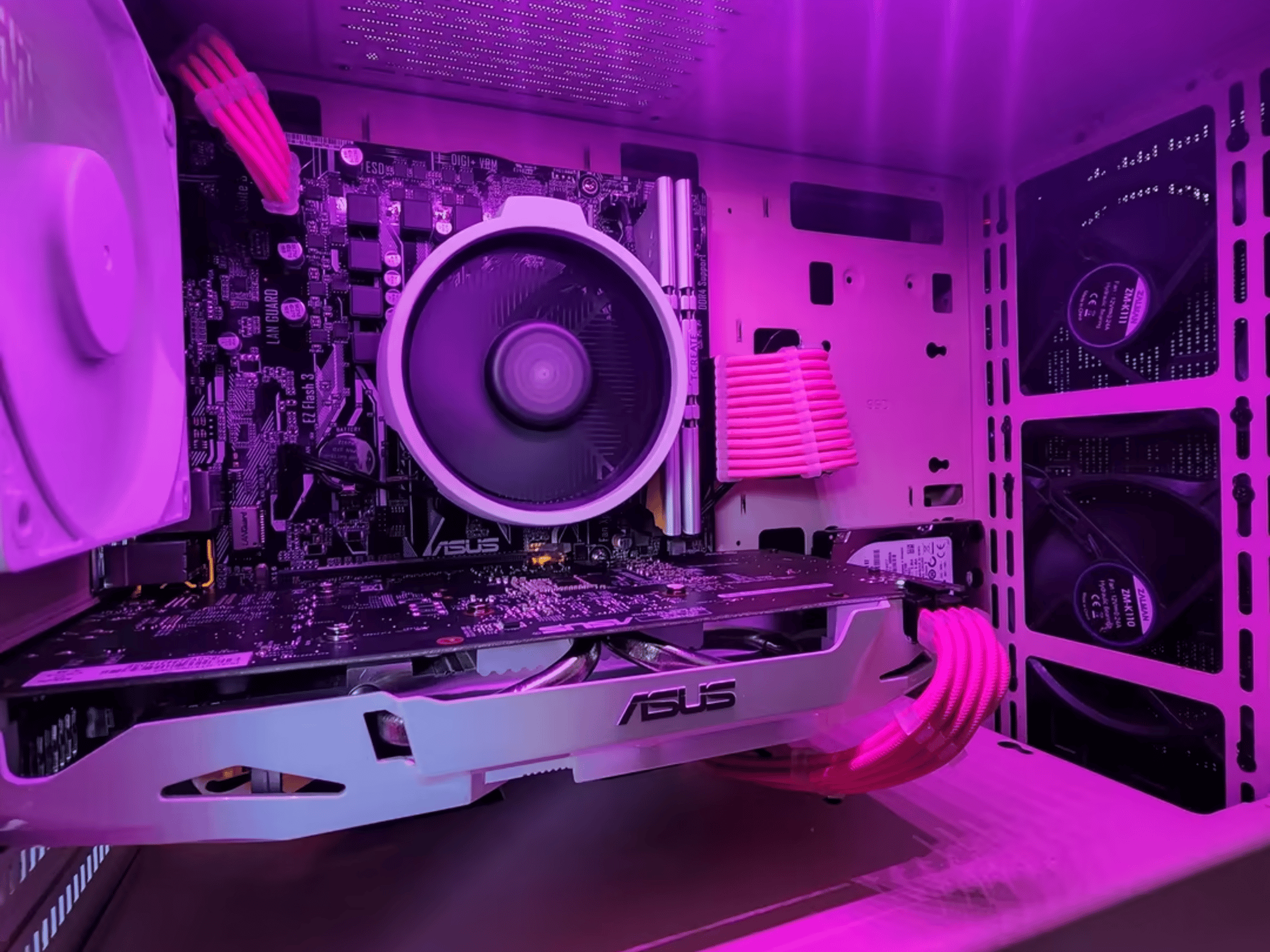 AMD Ryzen 3 1200 // ASUS GeForce GTX 1060 // T-Create 16GB 3200MHz