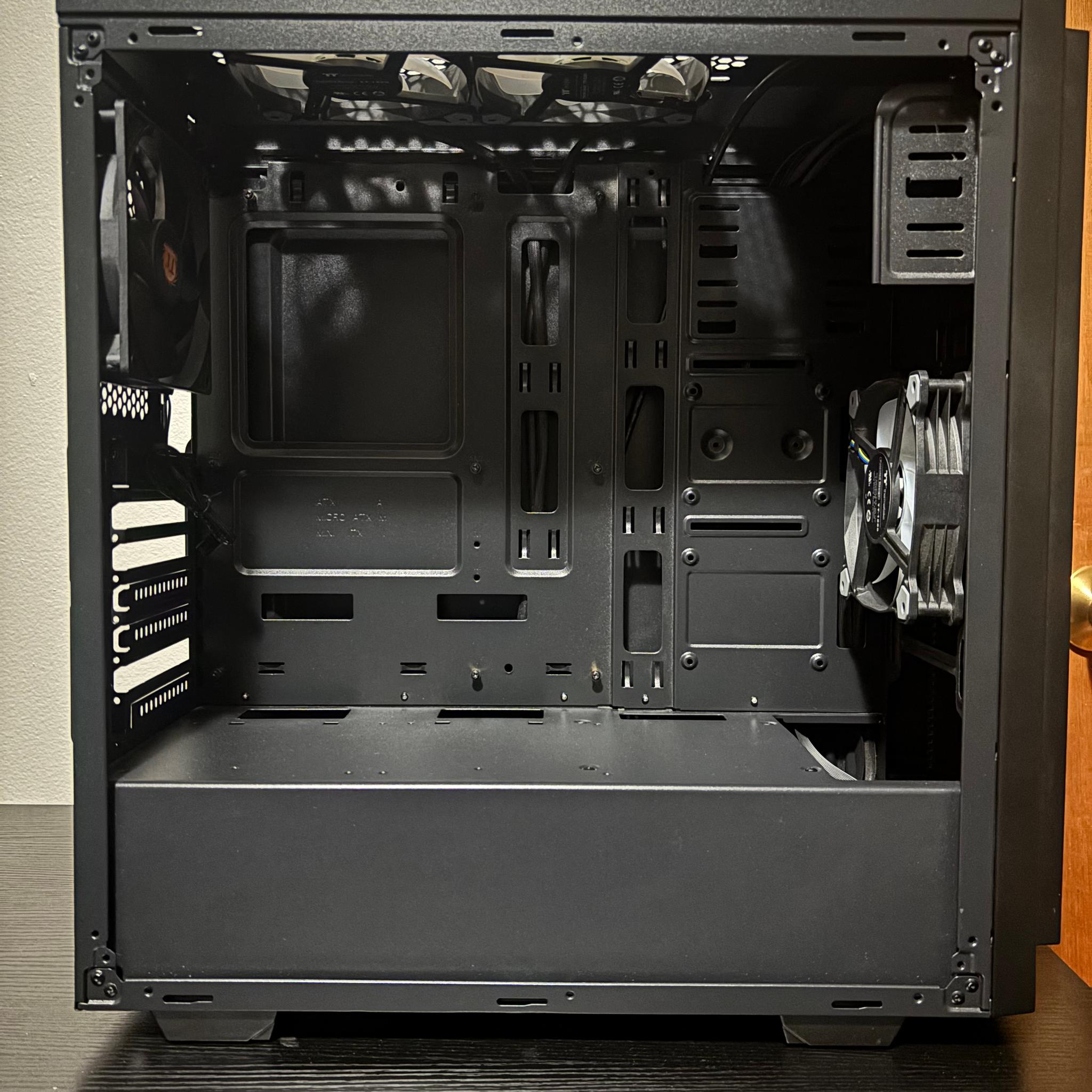 Thermaltake V100 Perforated (Black - No Panel)
