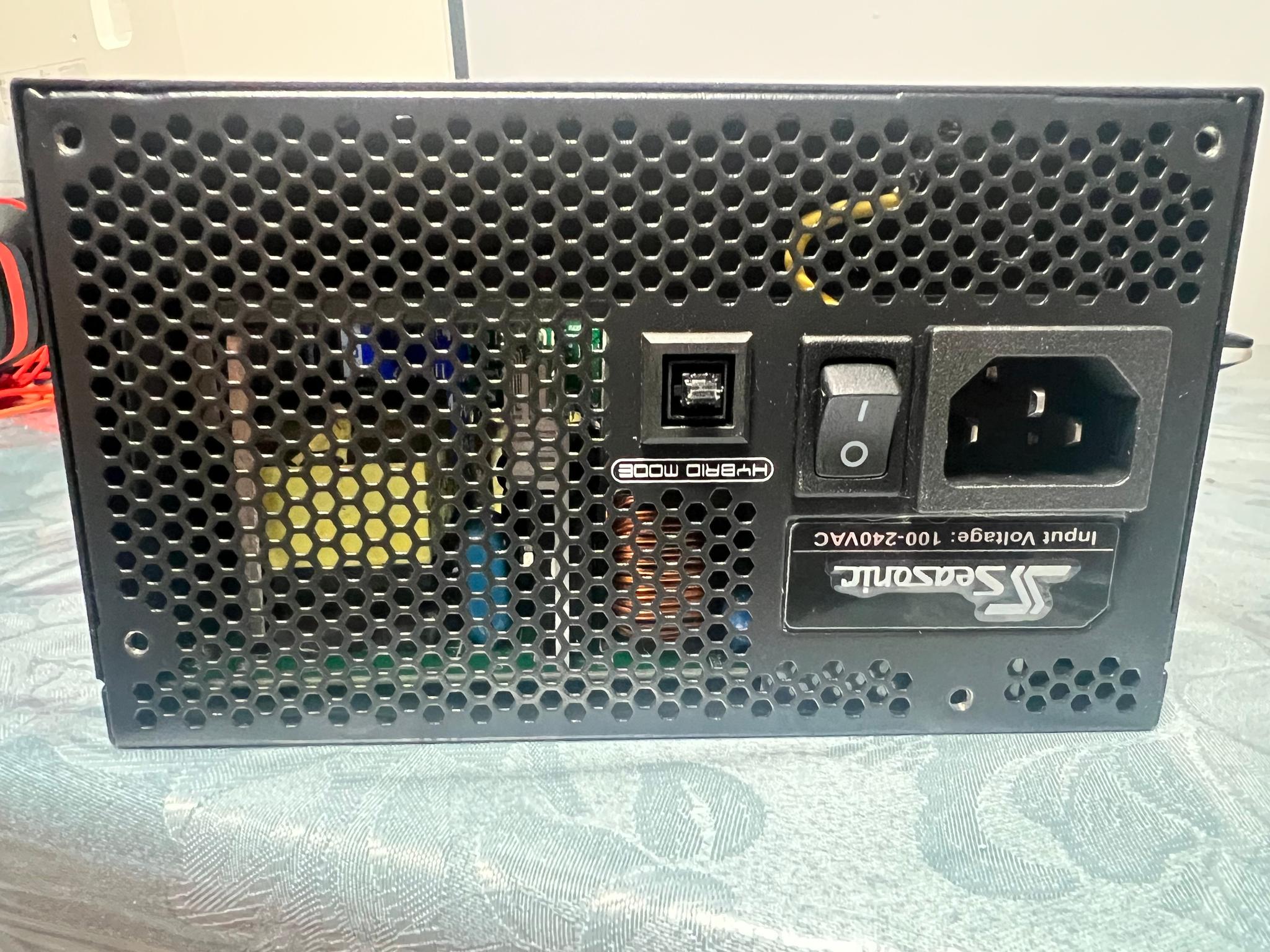 Seasonic FOCUS GX-650 650 Watt 80 Plus Gold  Fully Modular ATX Power Supply