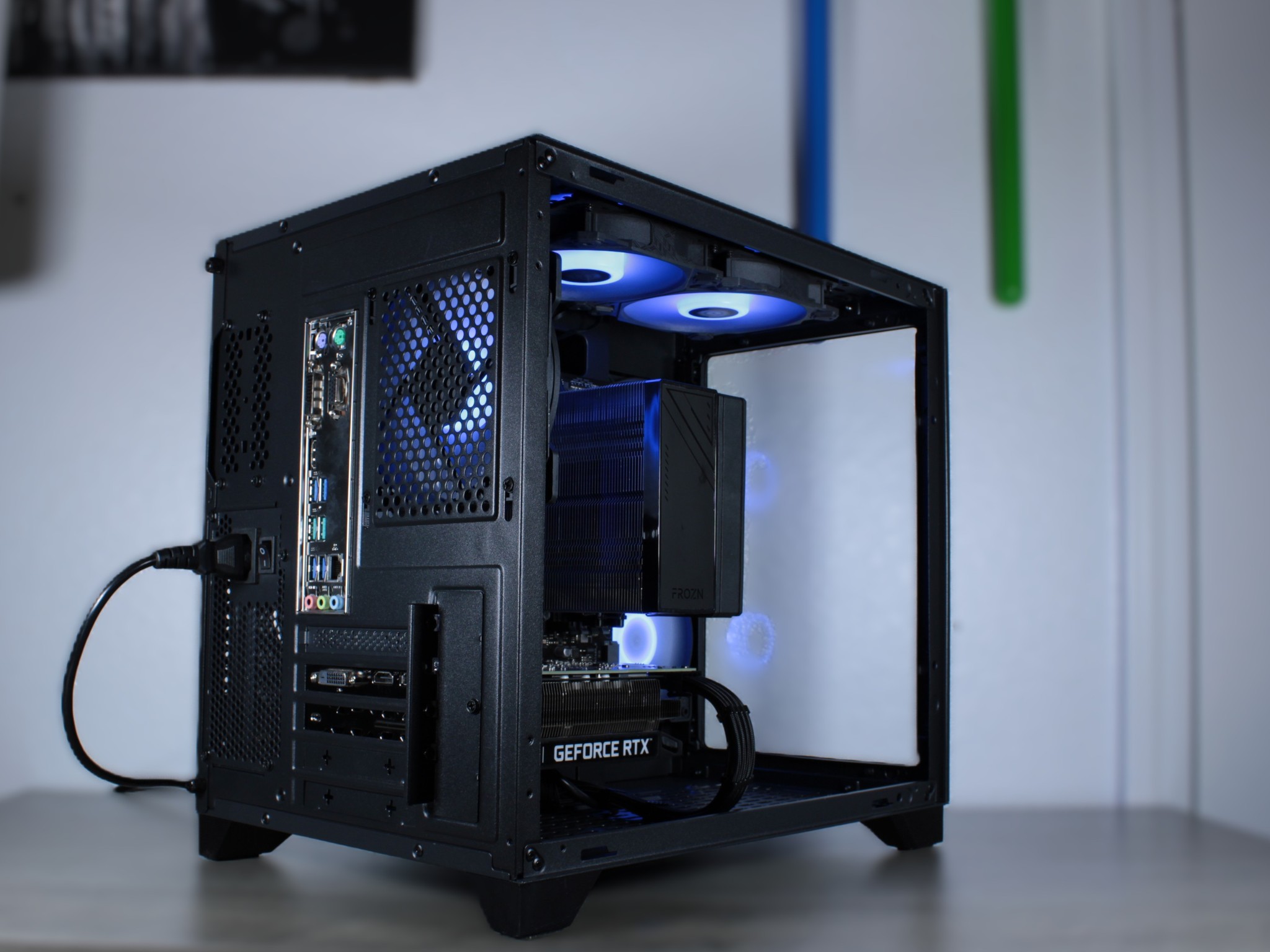 EVGA RTX 2060 | Ryzen 5 2600x | 16GB 3000 MHz Ram | 1 TB NVMe M.2 SSD | Win 11 Activated | WiFi