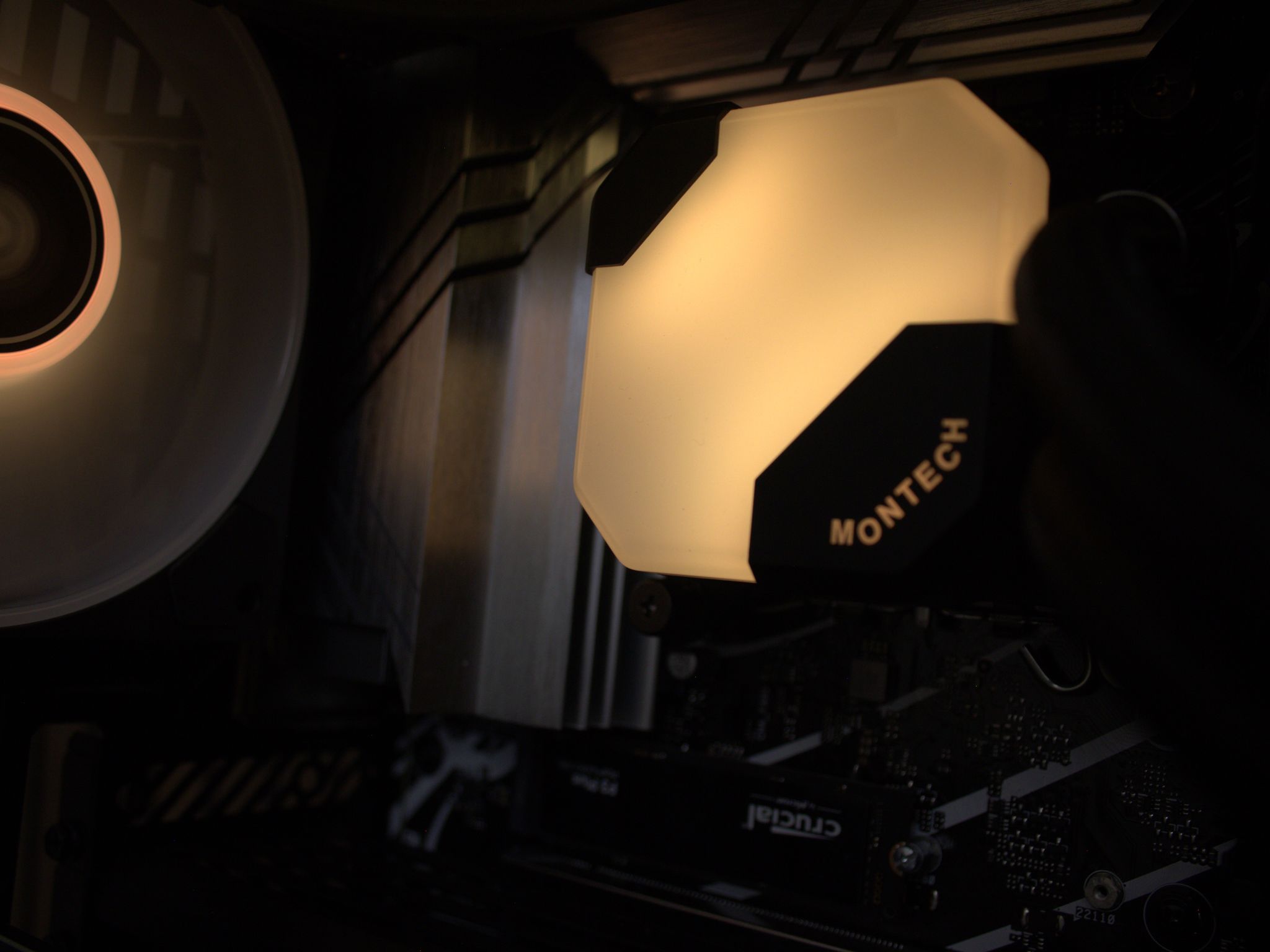 Gaming PC | I9 12900K | RX 7800XT 16GB | 1TB NVME | 32GB RAM | Z790 | Windows 11 | WIFI | HYTE