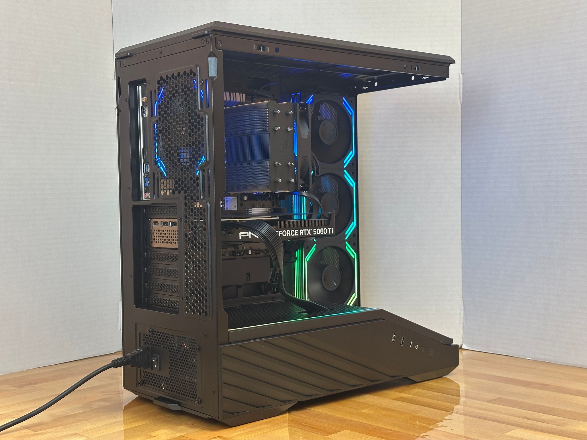 Ryzen 7 5800xt | Rtx 5060ti oc | 16gb ddr4