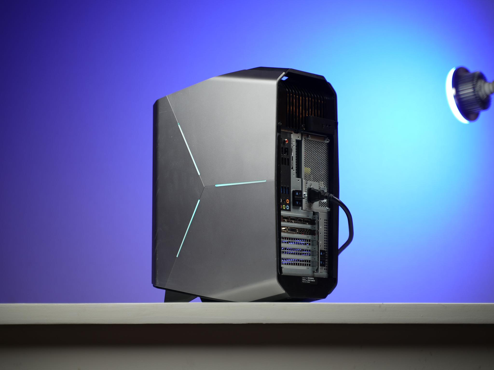 “ALIENFORM 5” GTX 1080 Intel Core i7 8700 16GB 1.3TB Windows 11 Gaming PC Powerhouse