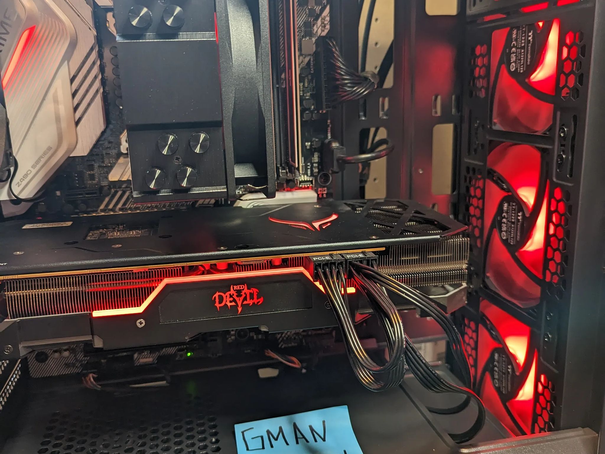 Intel i3-10100  | AMD 5700XT 8GB | 16gb Ram 3200Mhz| 256gb NVME SSD