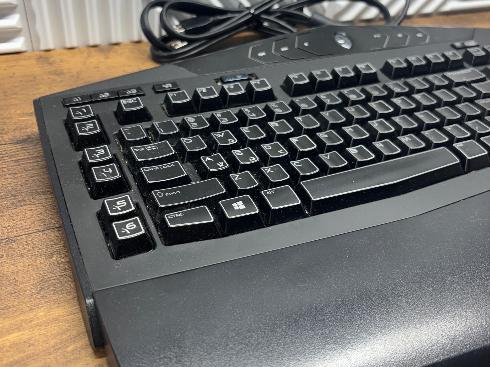 Alienware KG900 Wired Gaming Keyboard