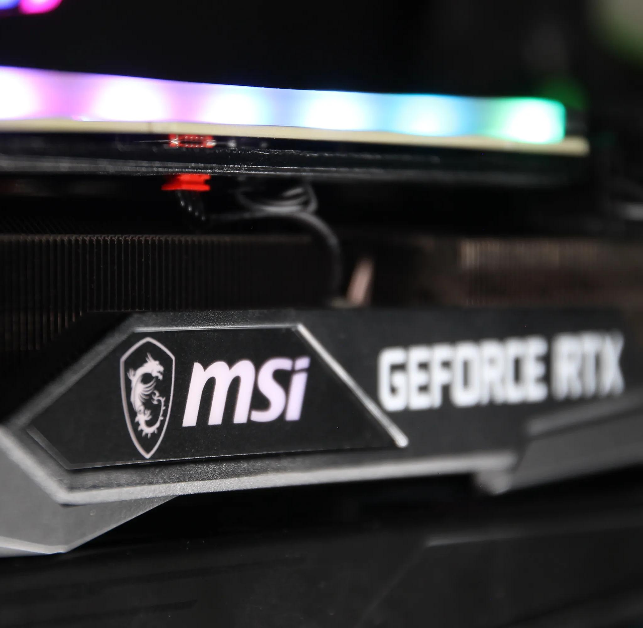 𝙏𝙄𝙏𝘼𝙉 // Ryzen 7 5800X, RTX 3070 // Mid-range Gaming PC