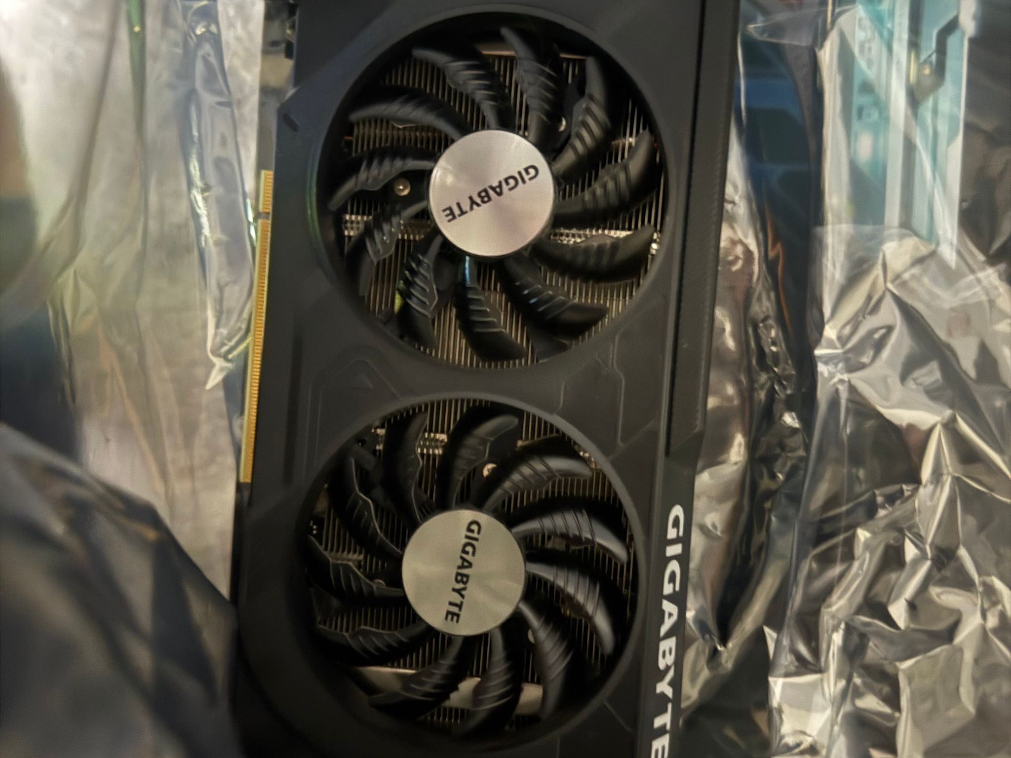 GIGABYTE WINDFORCE OC GeForce RTX 4060