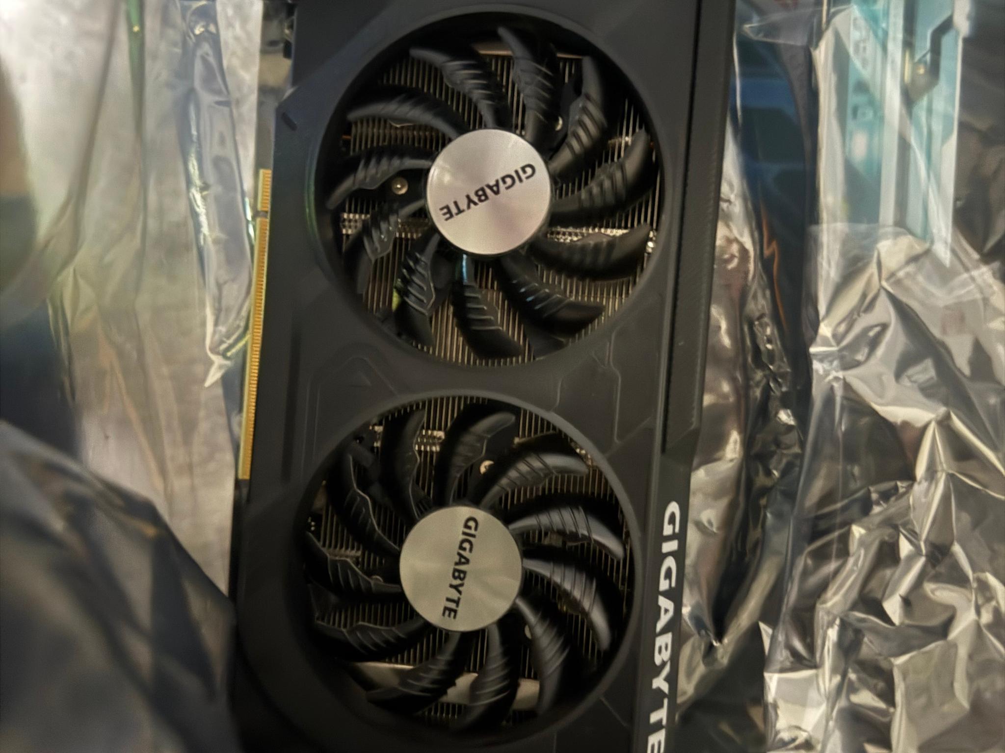 GIGABYTE WINDFORCE OC GeForce RTX 4060 - Image 1