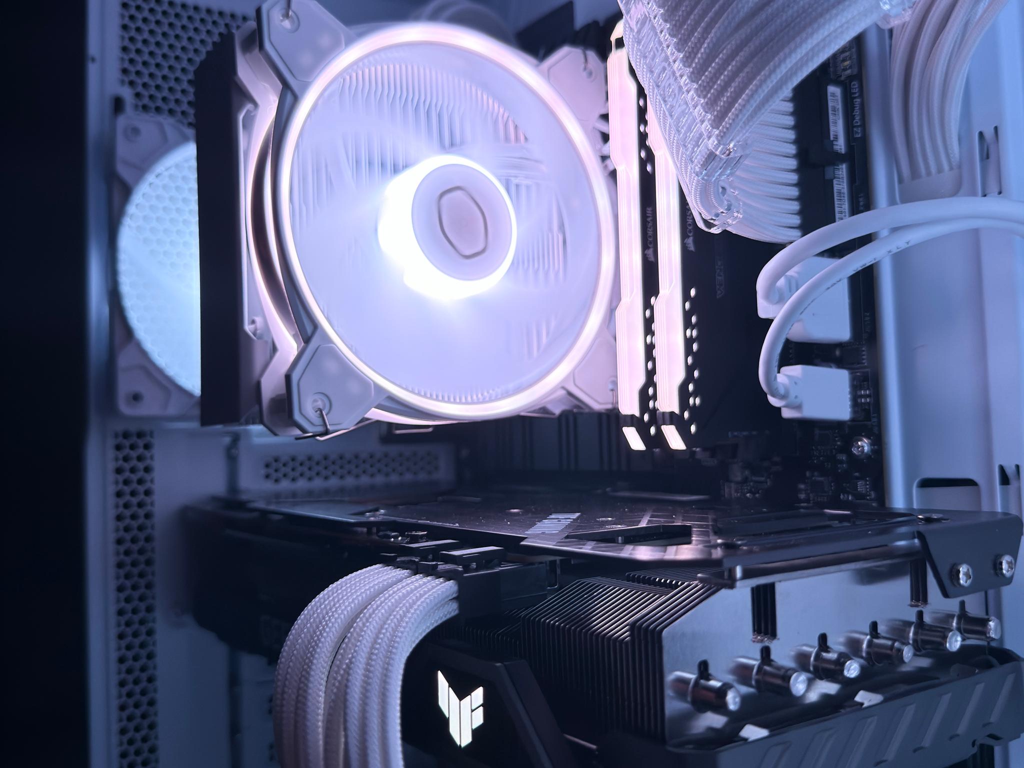 White 3080 Gaming PC | RTX 3080 | i5-12400F | 16GB RAM | 1TB SSD | WINDOWS 11 |