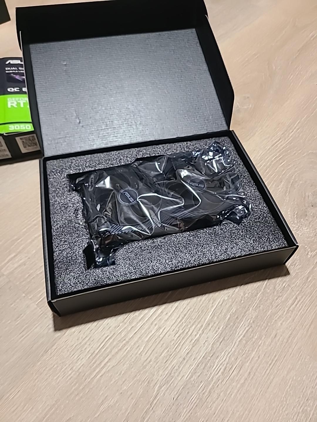 ASUS Graphics Card Dual NVIDIA GeForce RTX 3050 OC 8GB
