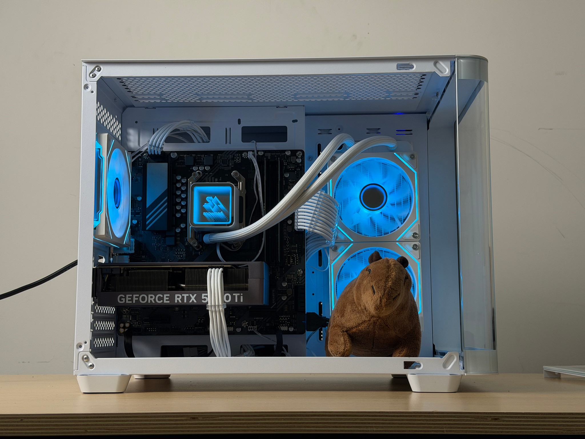 RYZEN RTX 5060 Ti 8GB Custom Gaming PC - Ryzen 5 9600X