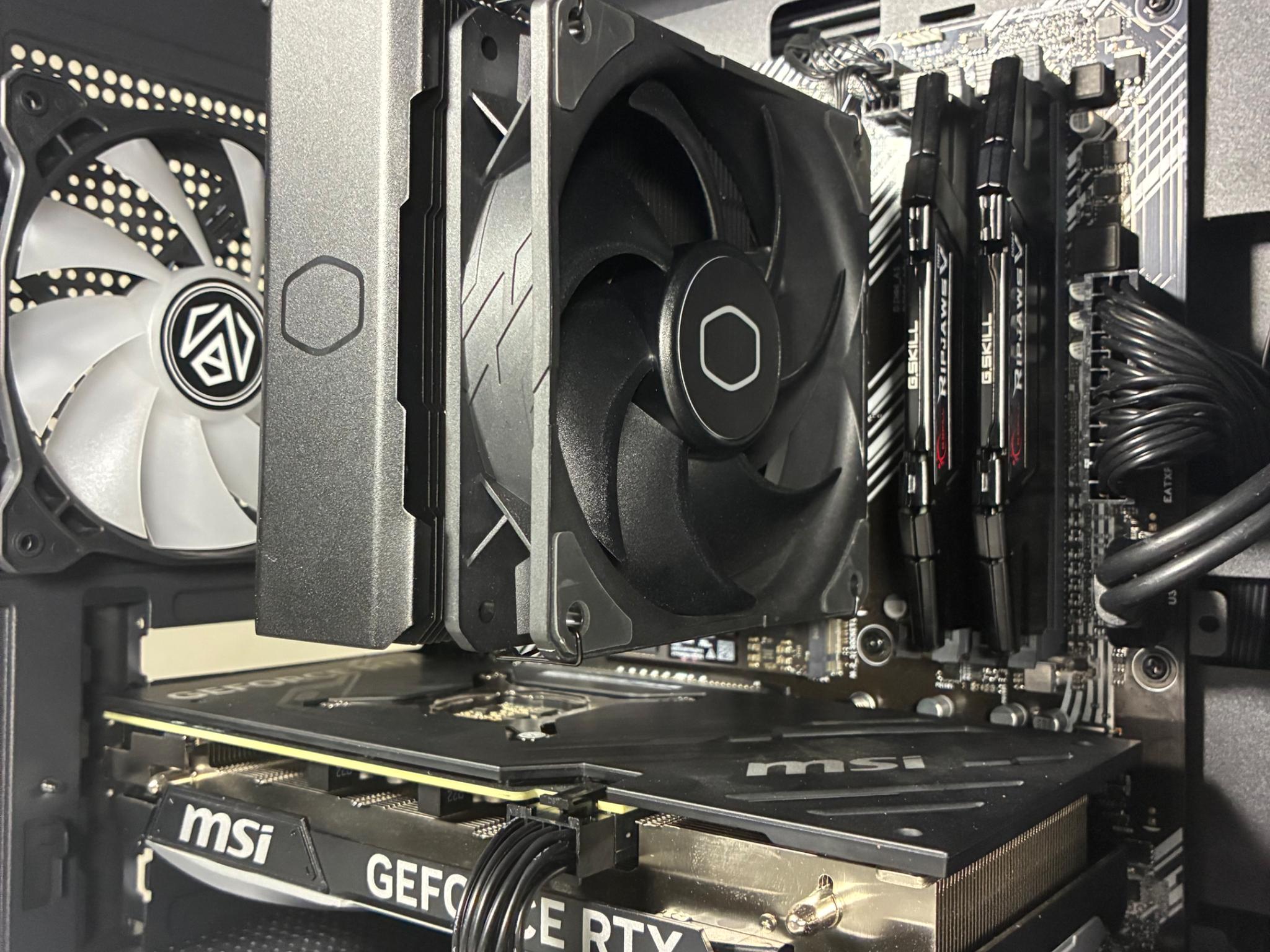 RTX 4070 | Ryzen 5 5600X | 32 GB RAM | 1 TB SSD | 1440p Ultra Gaming PC