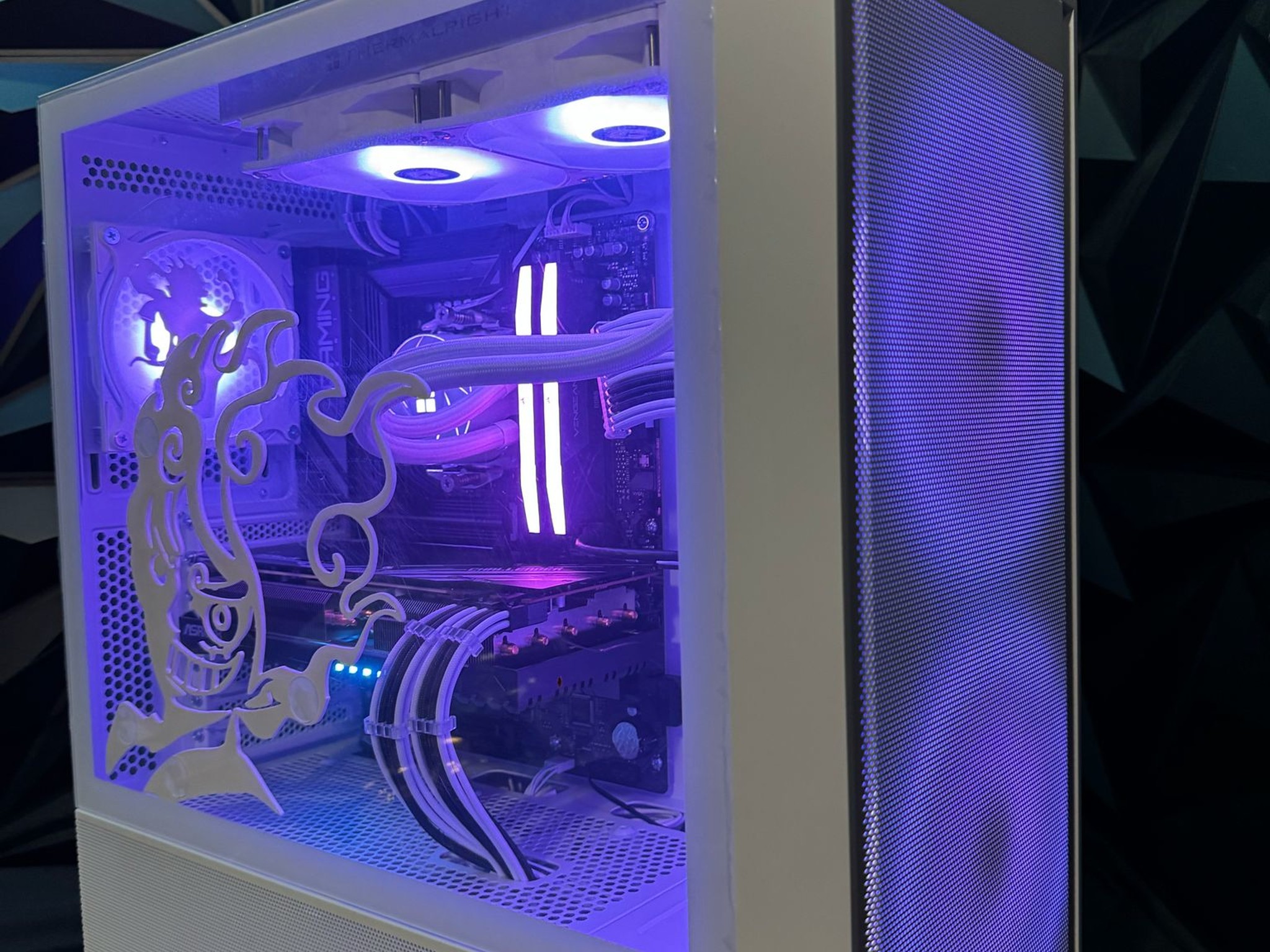 🏴‍☠️Luffy Gear 77 🏴‍☠️ Ryzen 7 7700X | RX 7800XT|32 GB DDR5| 1.5 TB NVMe|