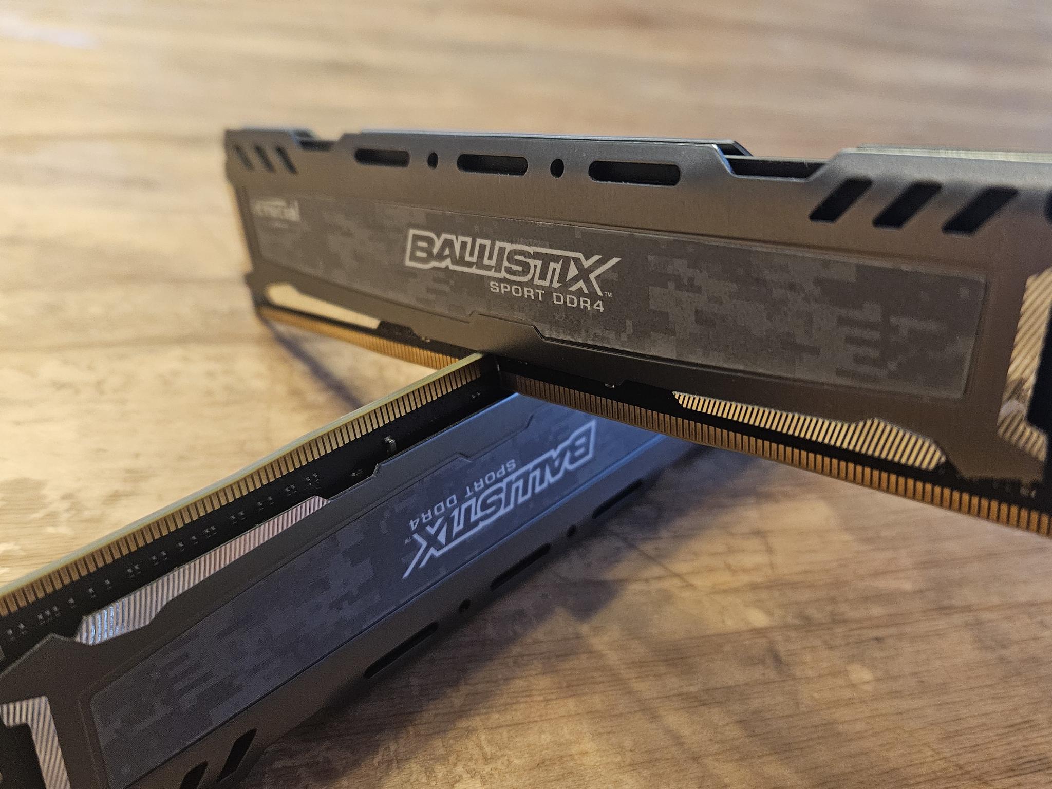 Crucial ballistix 32gb 2400mhz ddr4