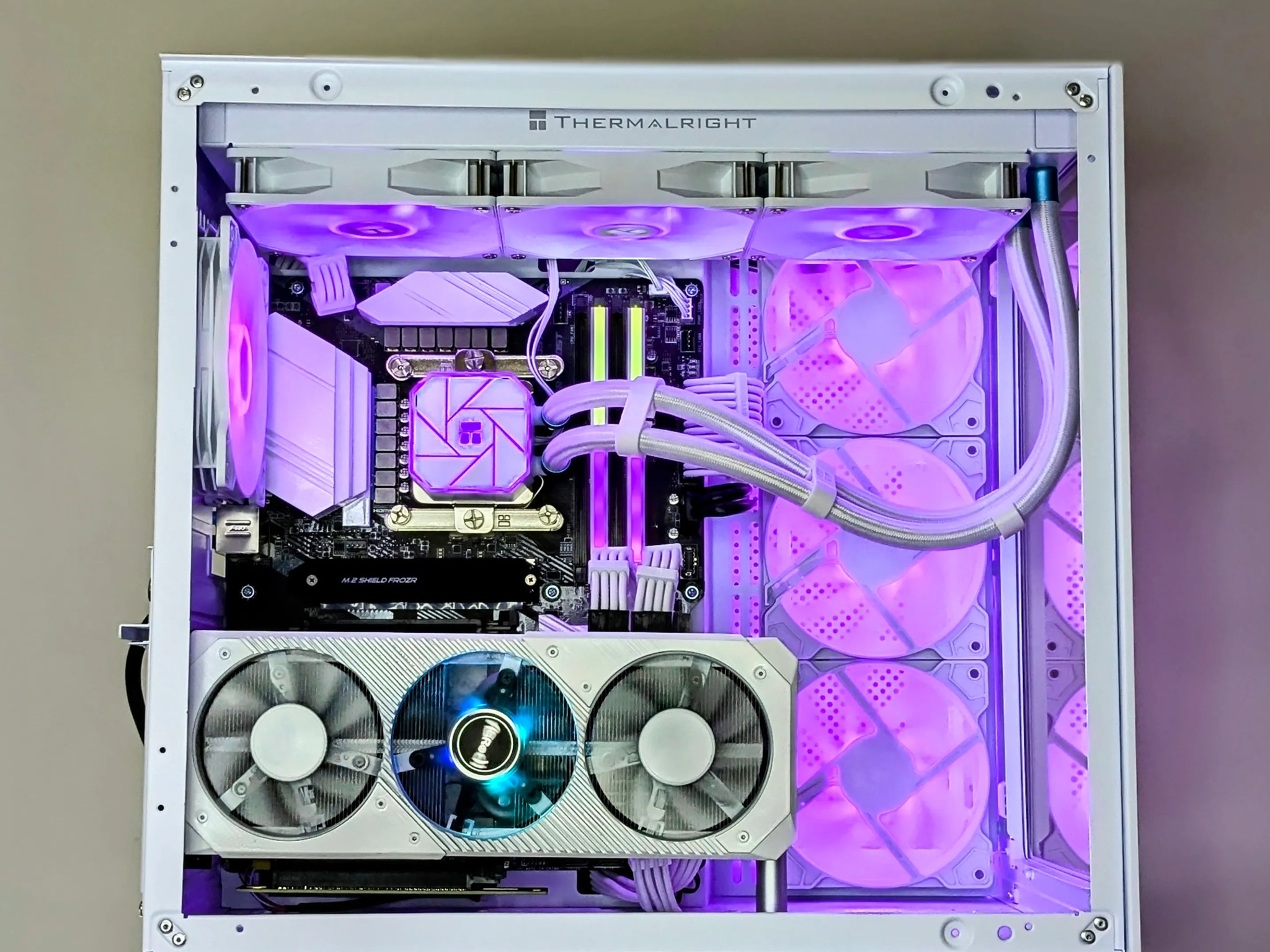 🤍 Liquid Cooled💧⚪️I5-10th GEN/Z490-A PRO🚀⚪️RX 5700XT⚪️1TB NVMe⚪️16GB RAM⚪️Windows 11 Pro
