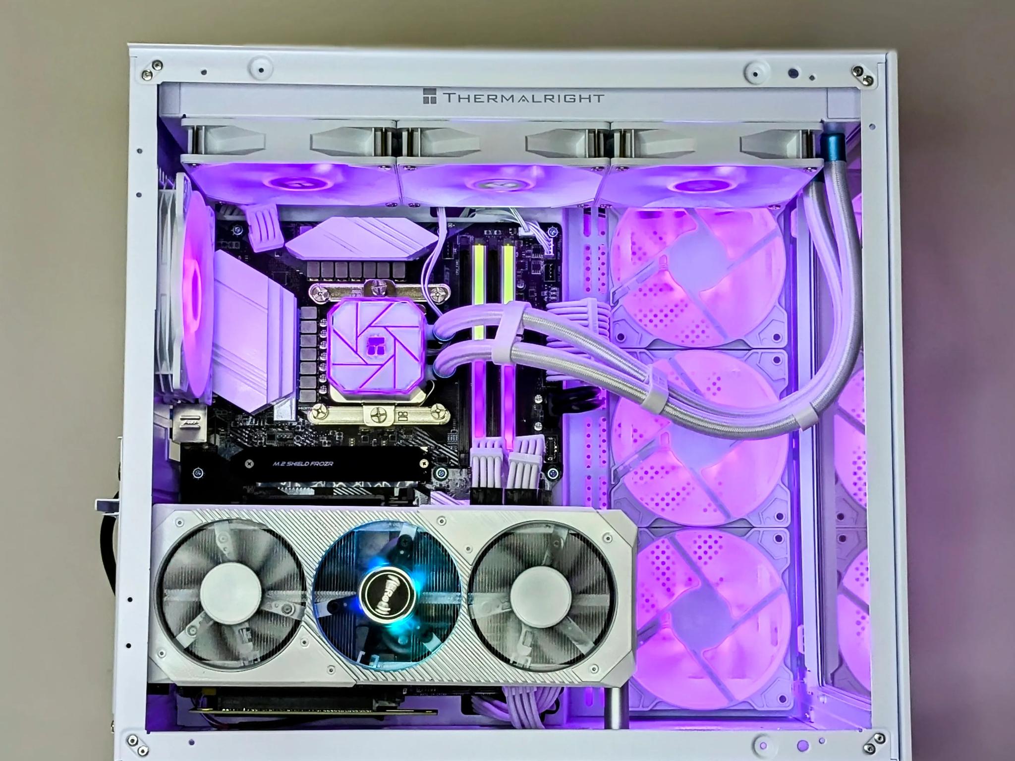 🤍 Liquid Cooled💧⚪️I5-10th GEN/Z490-A PRO🚀⚪️RX 5700XT⚪️1TB NVMe⚪️16GB RAM⚪️Windows 11 Pro