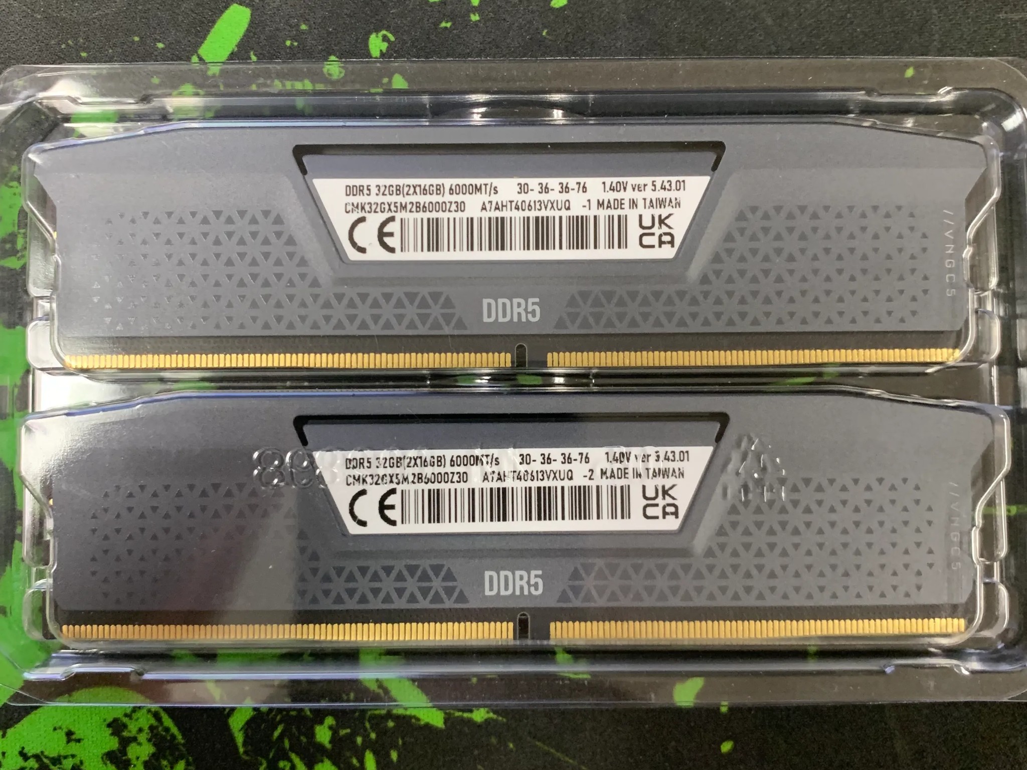 CORSAIR Vengeance DDR5 RAM 32GB (2x16GB) 6000MHz CL30 AMD Expo