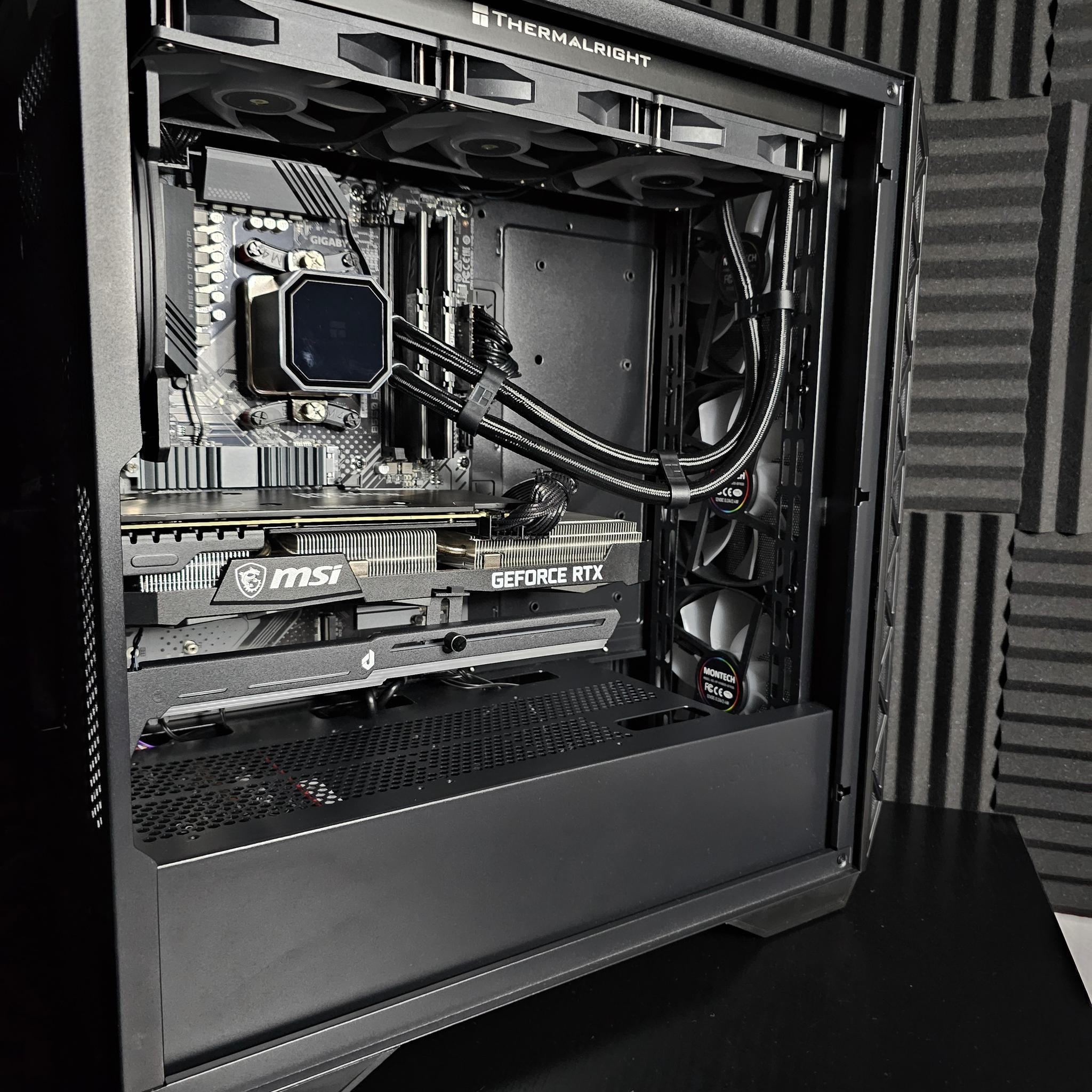 903 Lightup! Ryzen 7 3700X | RTX 3070 | 16GB DDR4 | 1TB SSD | Windows 11 | Gaming PC