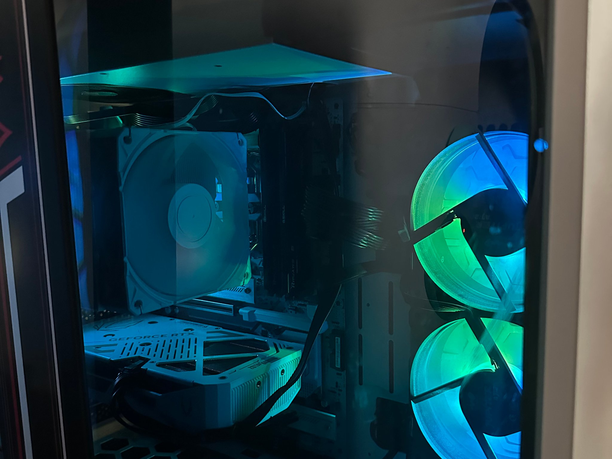 *New* Custom Gaming PC Build