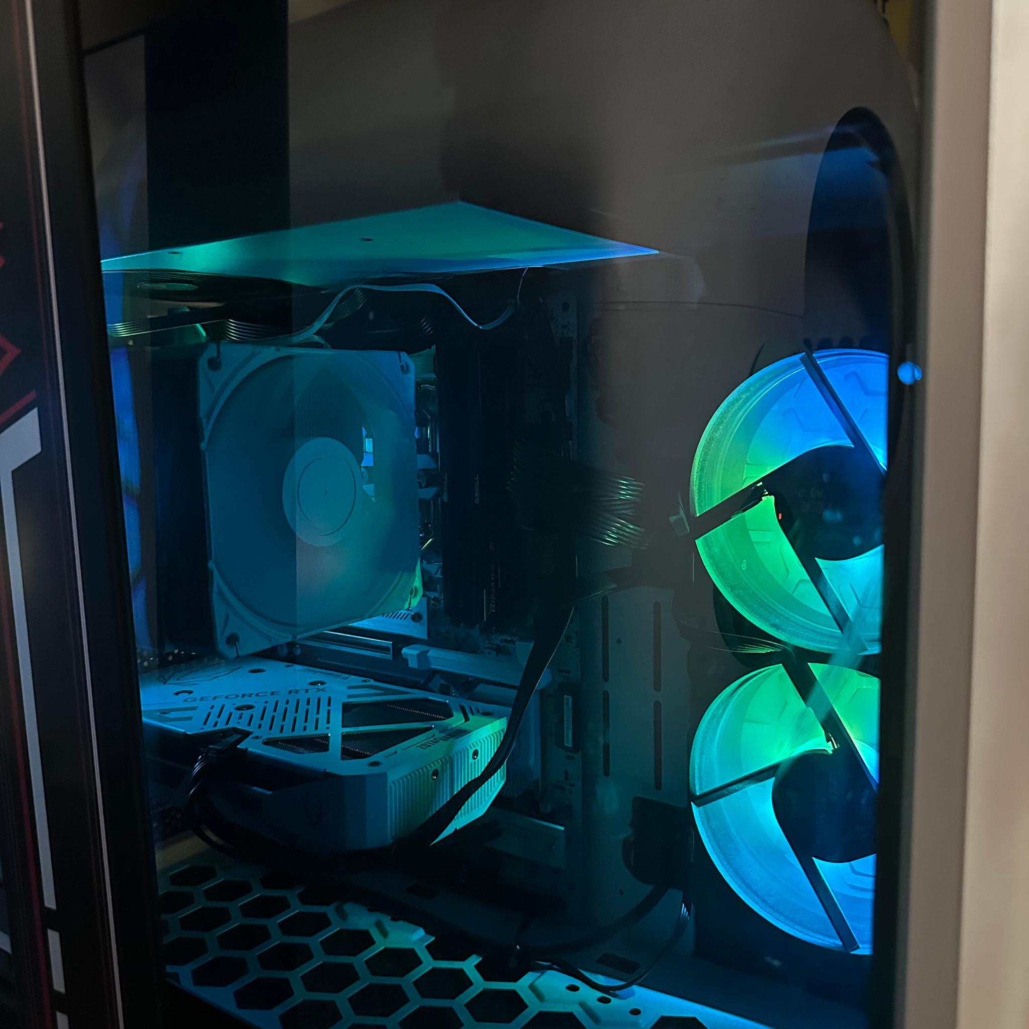 *New* Custom Gaming PC Build