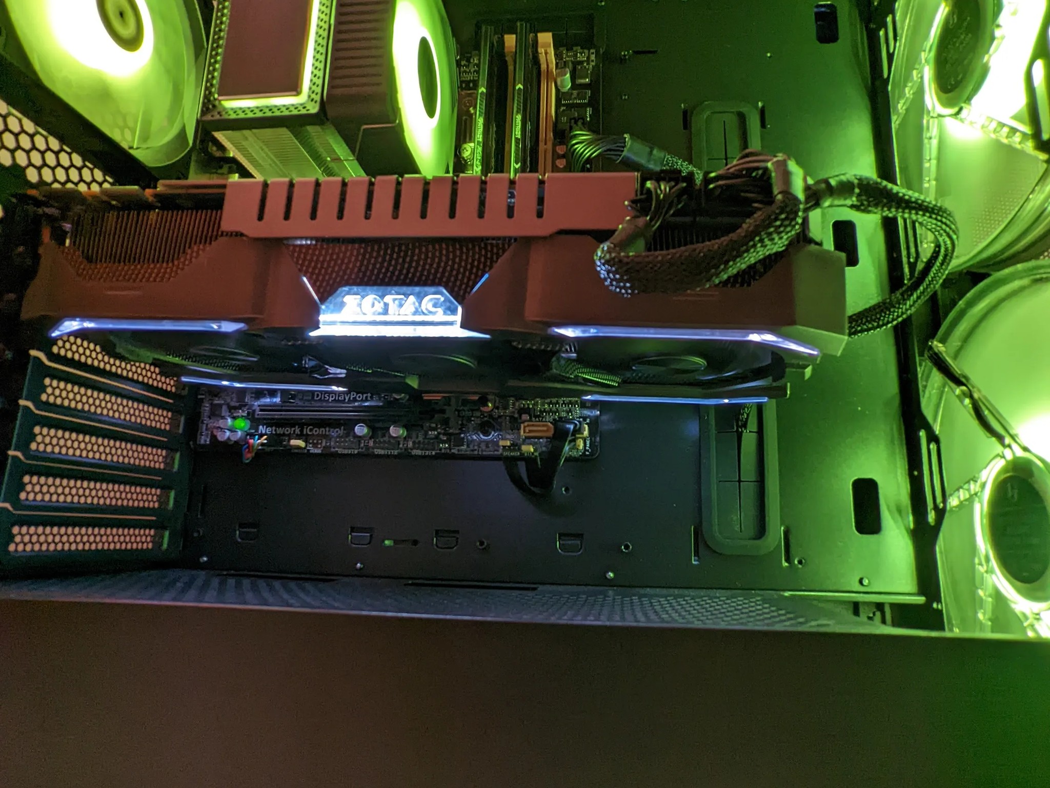 Lian-Li 忍者 🥷 |High Performance Gaming PC | GTX 1070Ti AMP edition| 16GB RAM| 1TB SSD| Windows 11