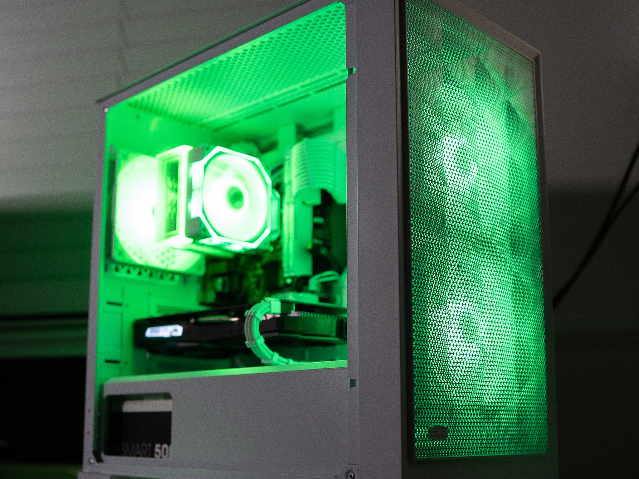 ❄️🌨 | GTX 1650 | INTEL i5 3470 | 16GB DDR3 RAM | 256GB NVME + 1TB HDD | Arctic Freeze 4.0