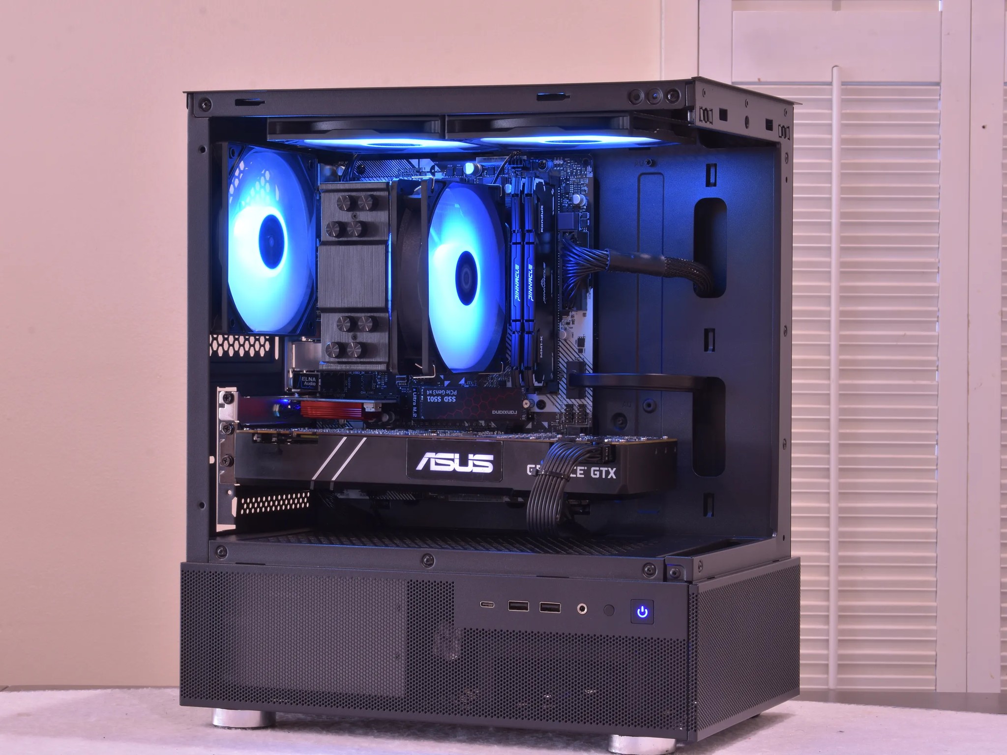 💸Budget Gamer💸 Ryzen 5 3600 | GTX 1080ti 11GB | 16GB DDR4 | 1TB nVME SSD | RGB | Black Win11+Wifi