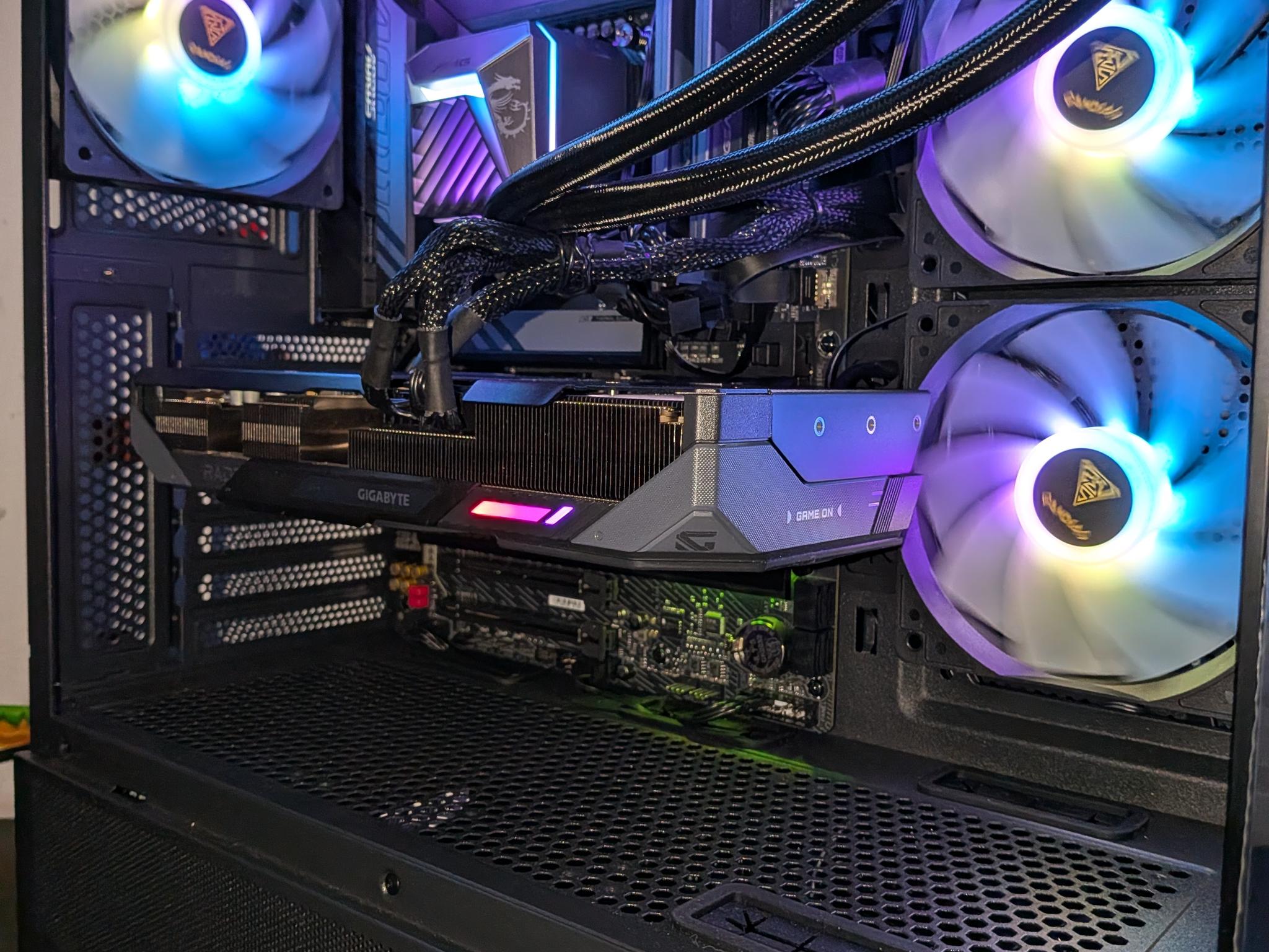 Core Ultra 7 265K | RX 9070 | 32 GB DDR5  | 1 TB | 1000W