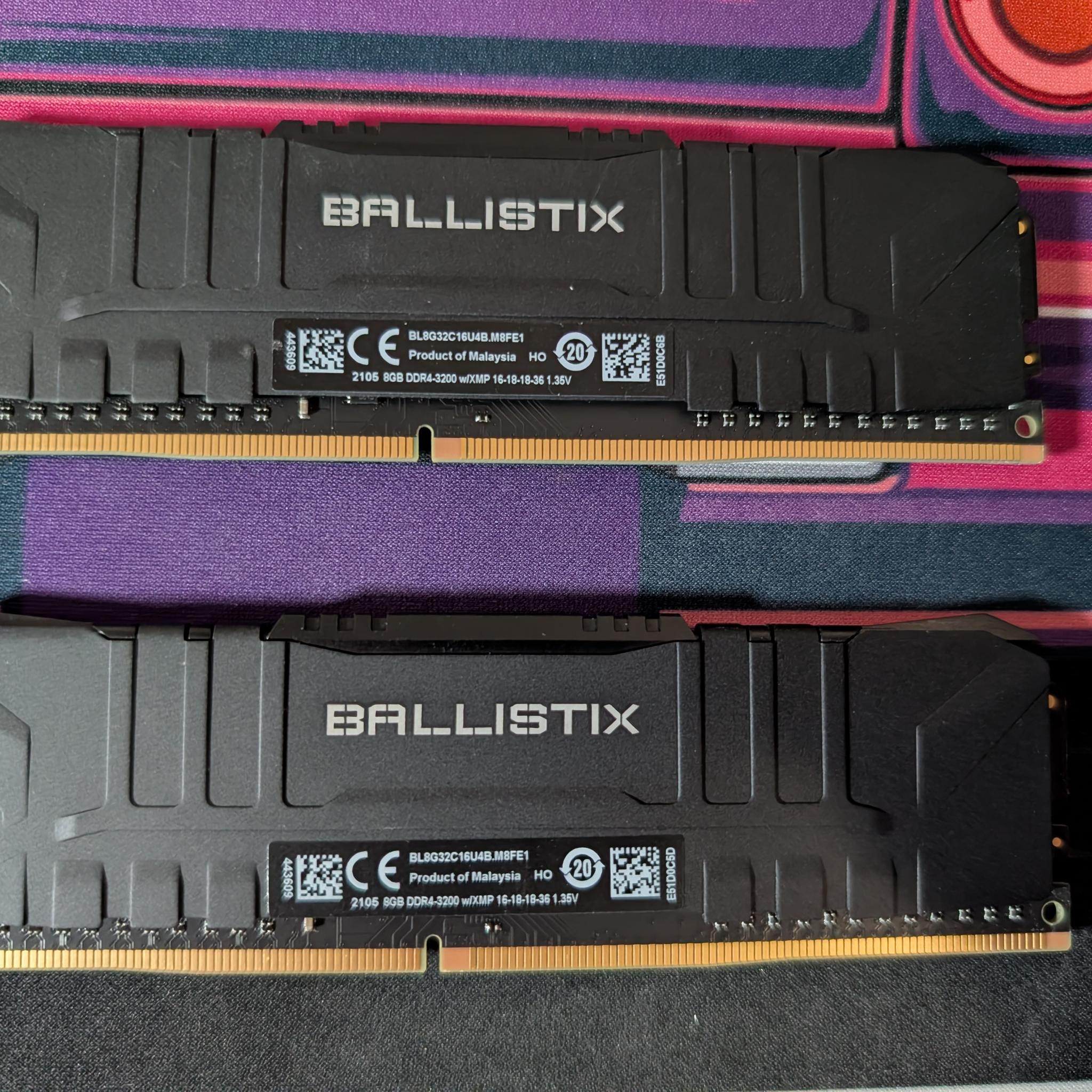 Crucial Ballistix 16GB (2x8GB) DDR4 3200 CL16 RAM