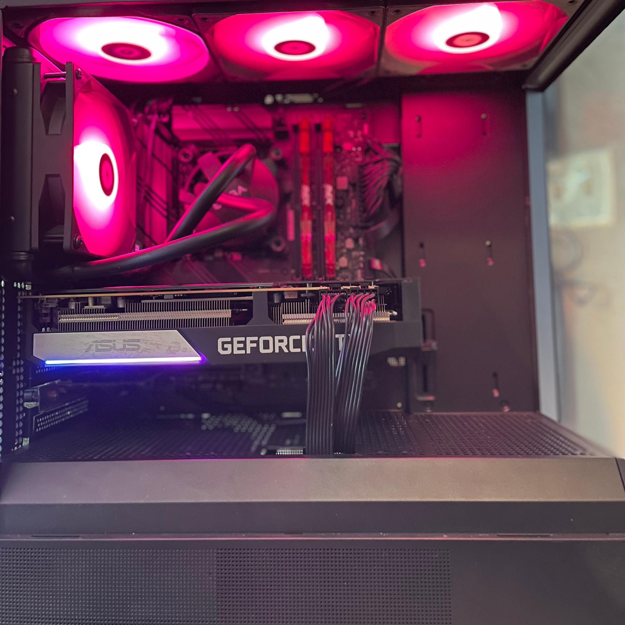 Gaming PC / content creation | GEFORCE 3070| INTEL i7 | 32GB RAM | WINDOWS 11 | WIFI & BT
