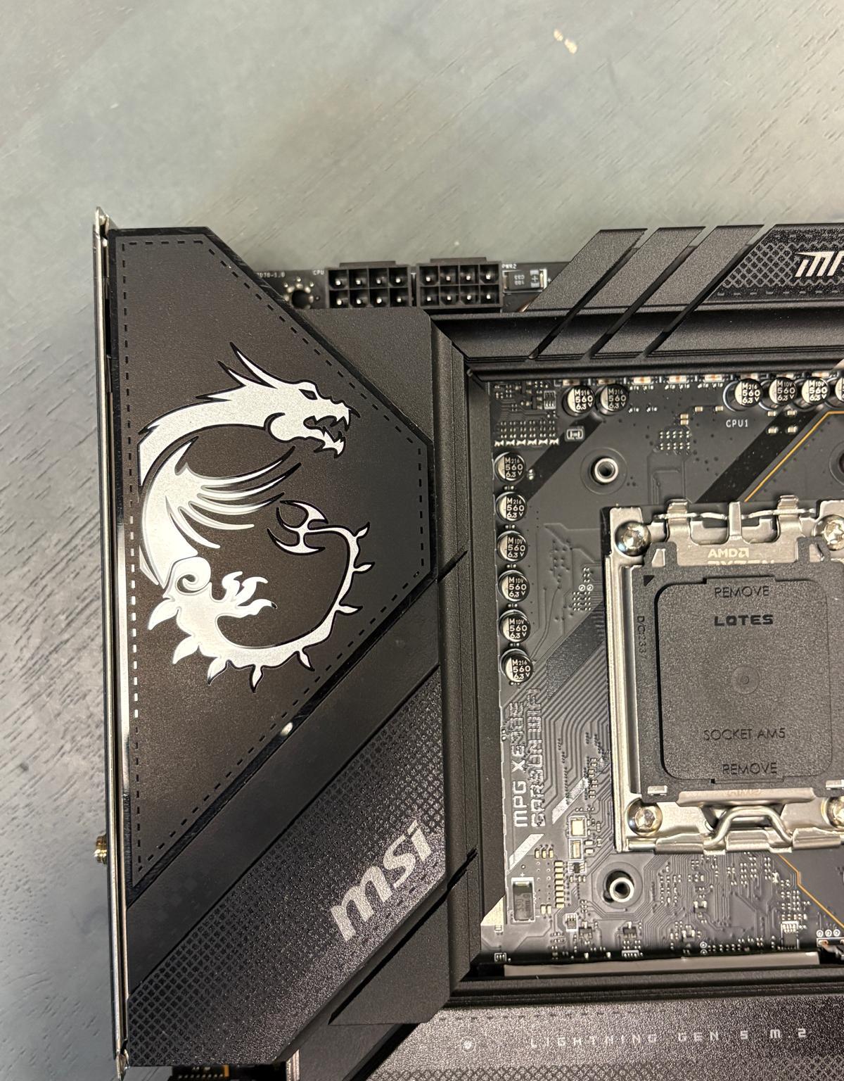 MSI MPG X670E CARBON WIFI - Image 2