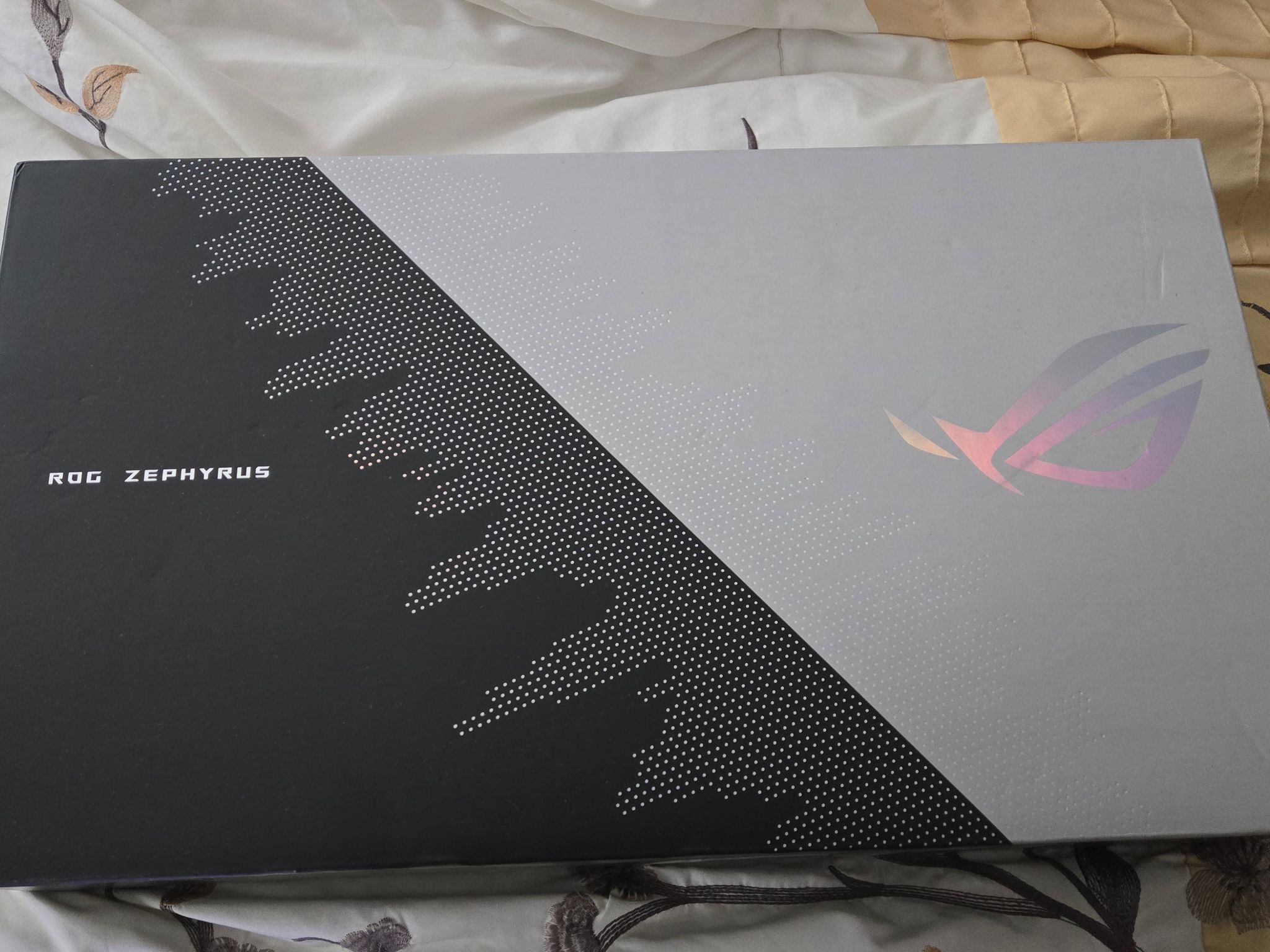 ASUS ROG Zephyrus G14 GA401QM Gaming Laptop