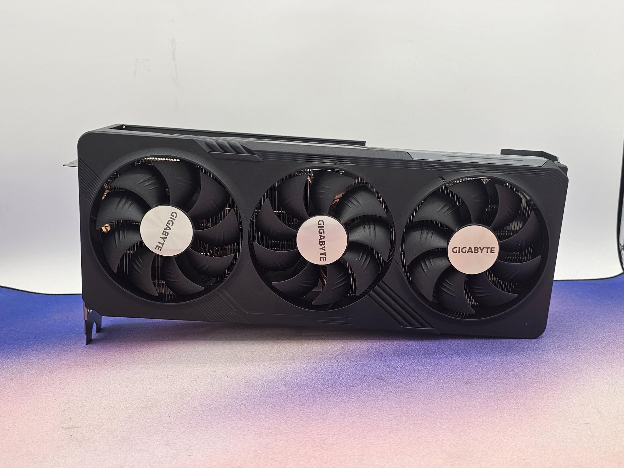 Gigabyte Gaming OC RX 7900 GRE